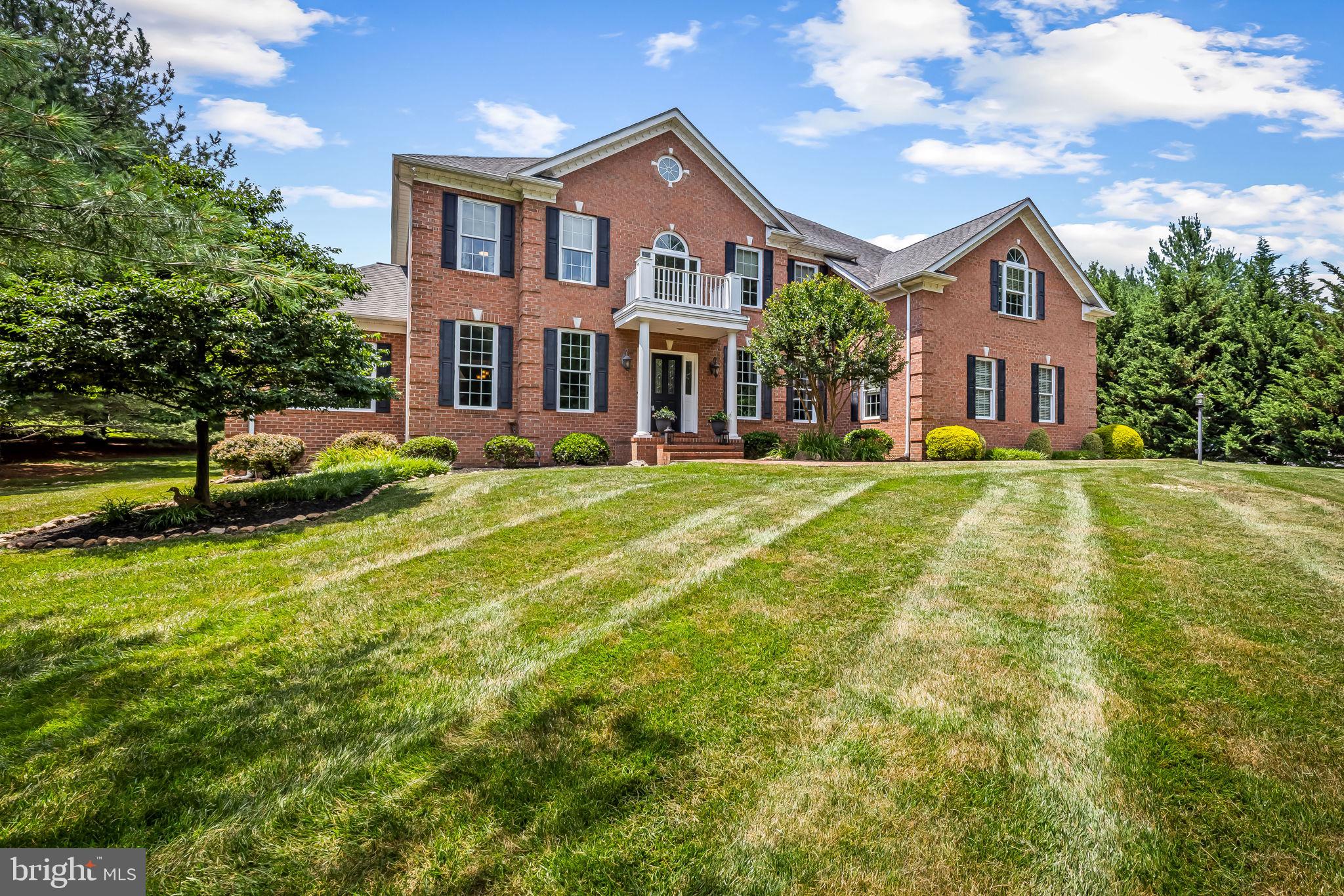 13910 Manor Rd