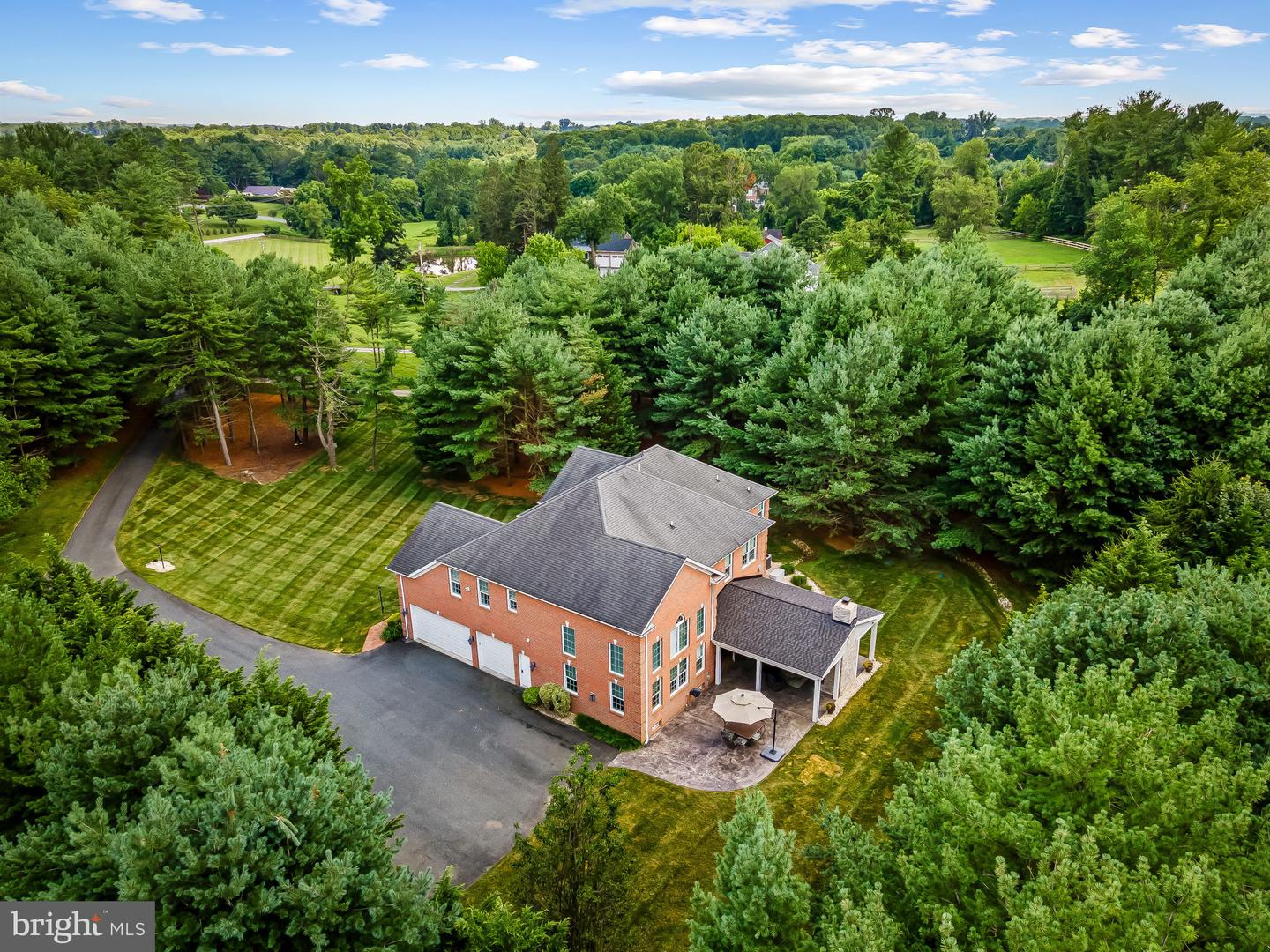 13910 Manor Rd