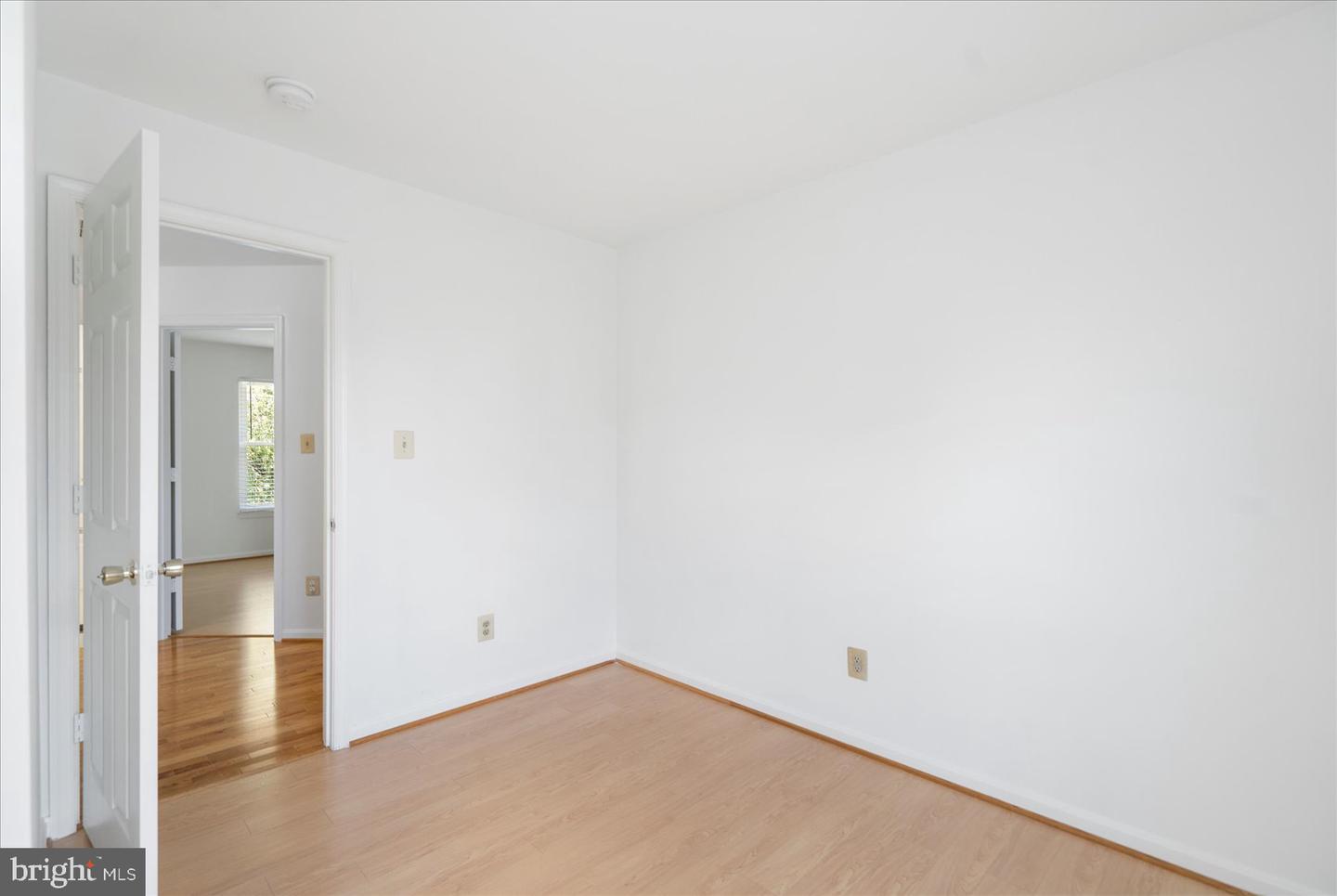 7921 Vernon Ave