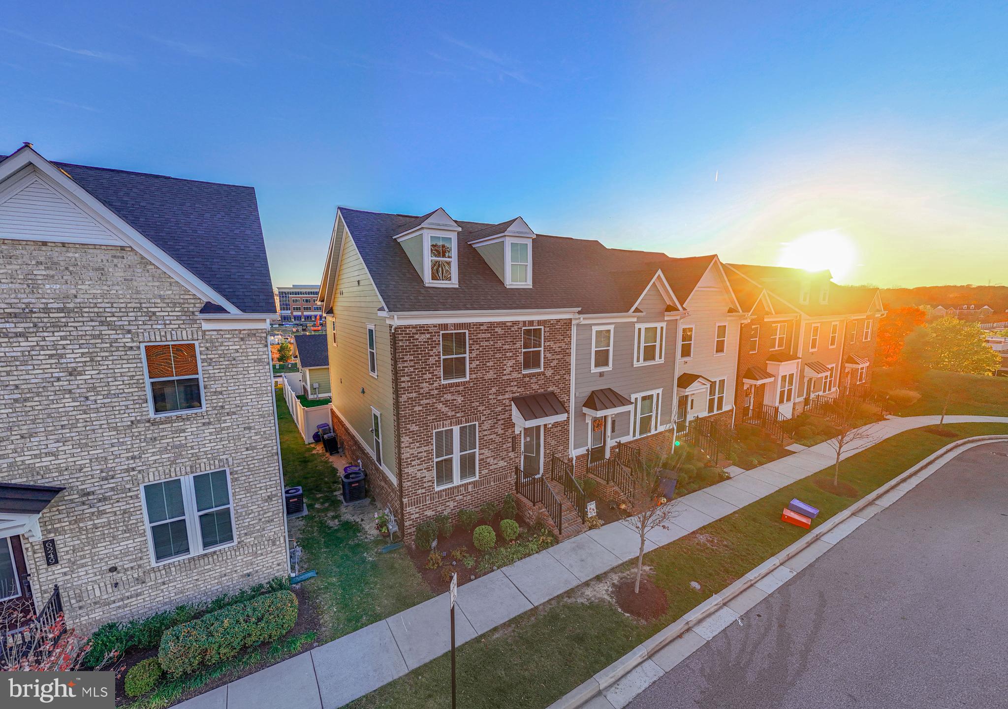 6251 ISLINGTON STREET