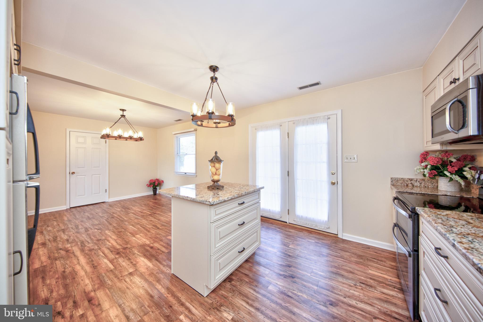 17 Roop Rd