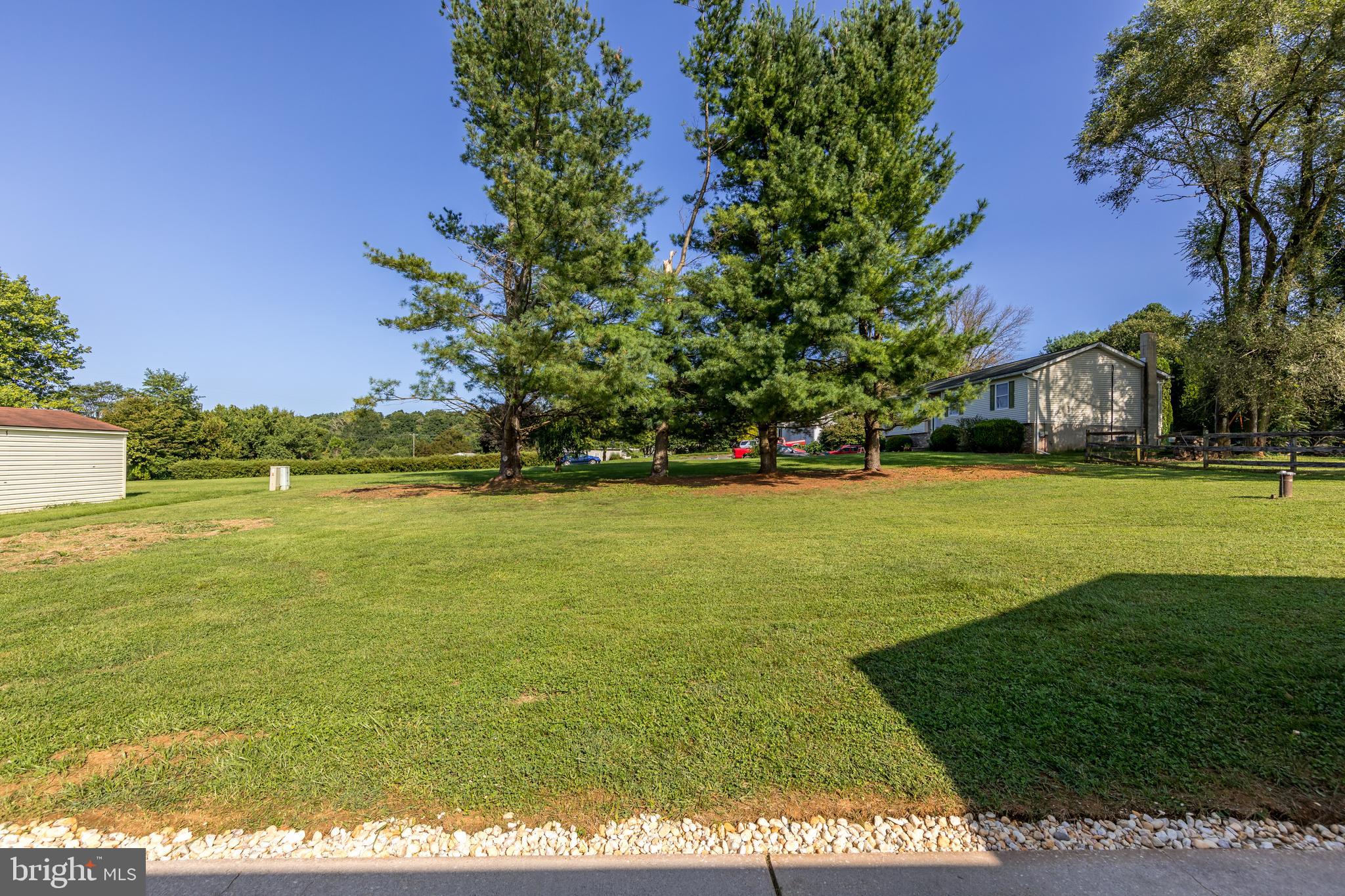17 Roop Rd