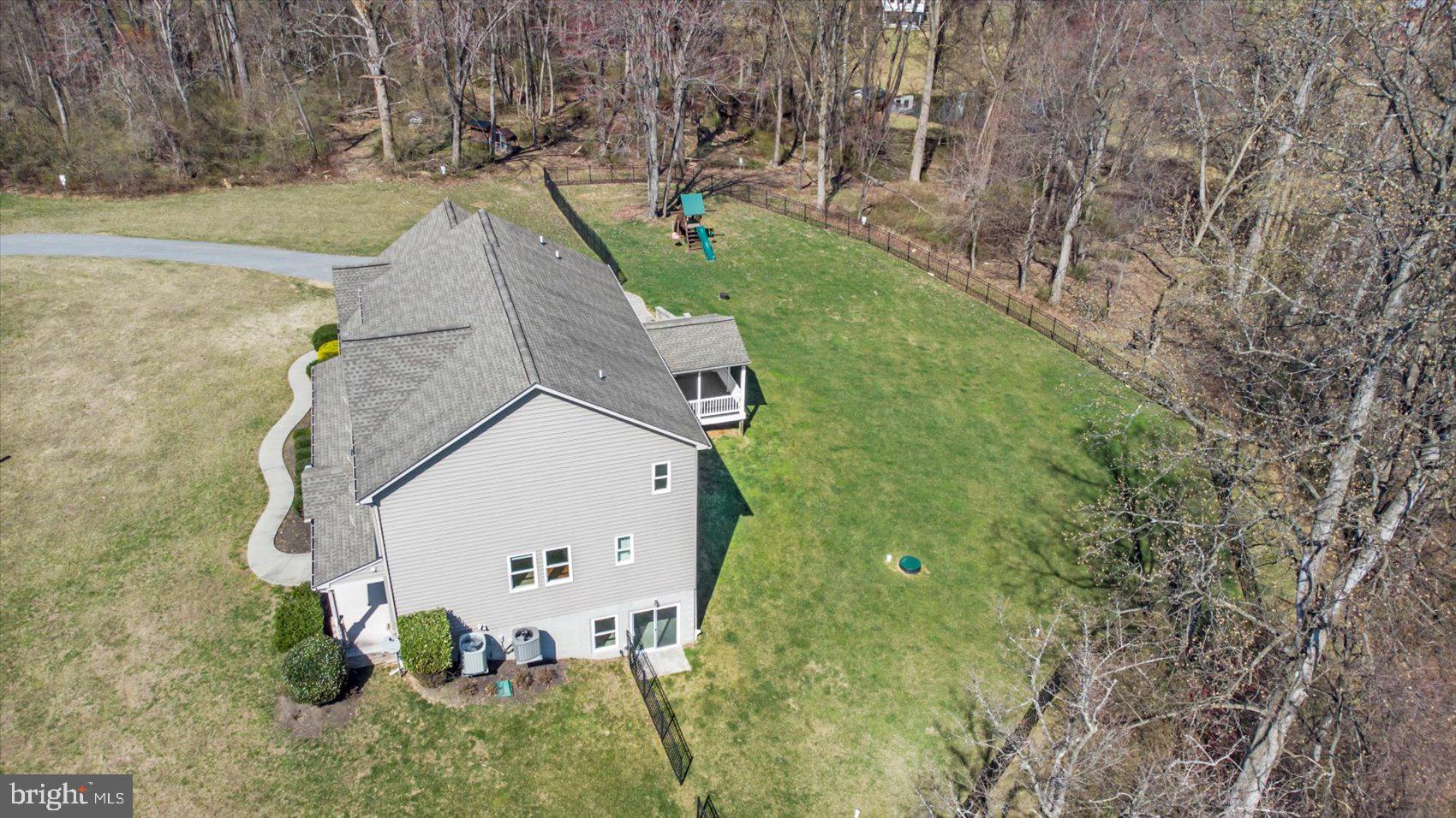 2813 Tally Ho Ct