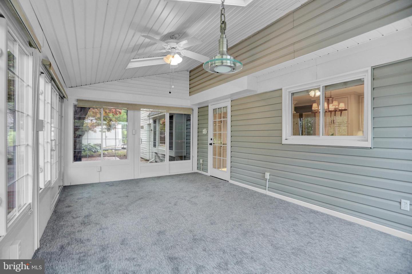 3228 Canterbury Ln