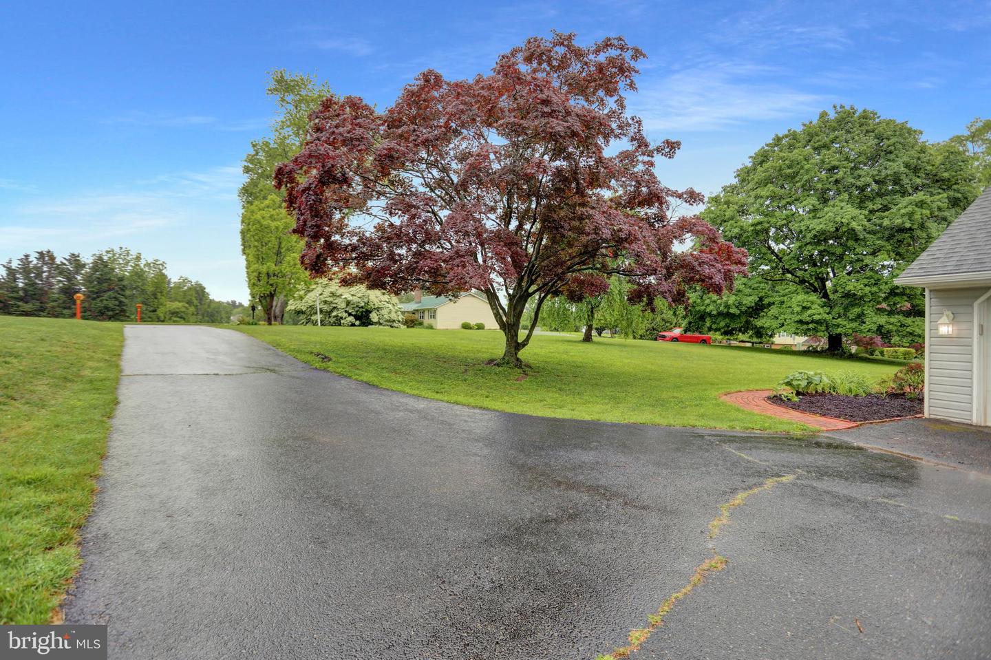 3228 Canterbury Ln