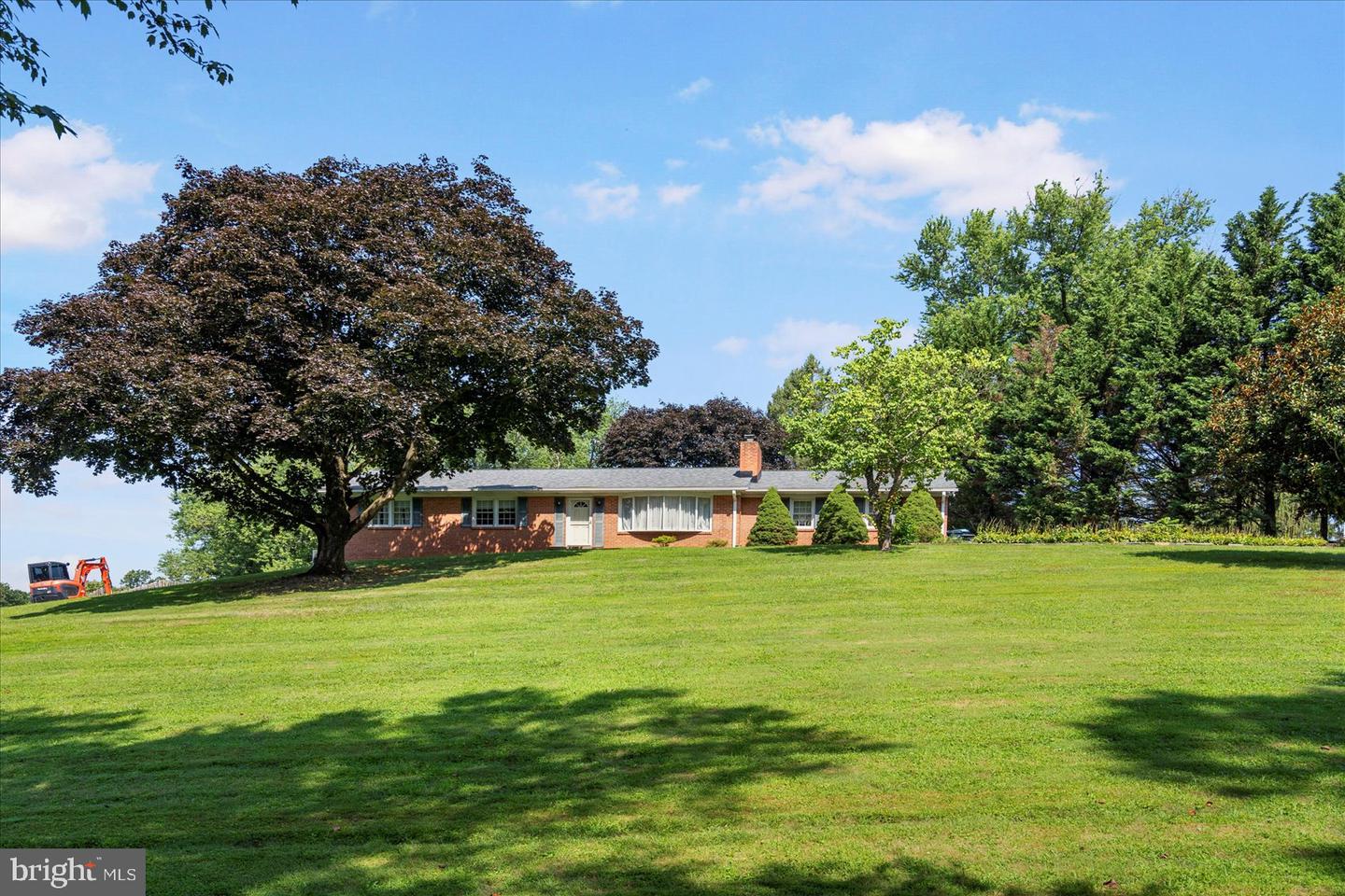 2616 Lawson Rd