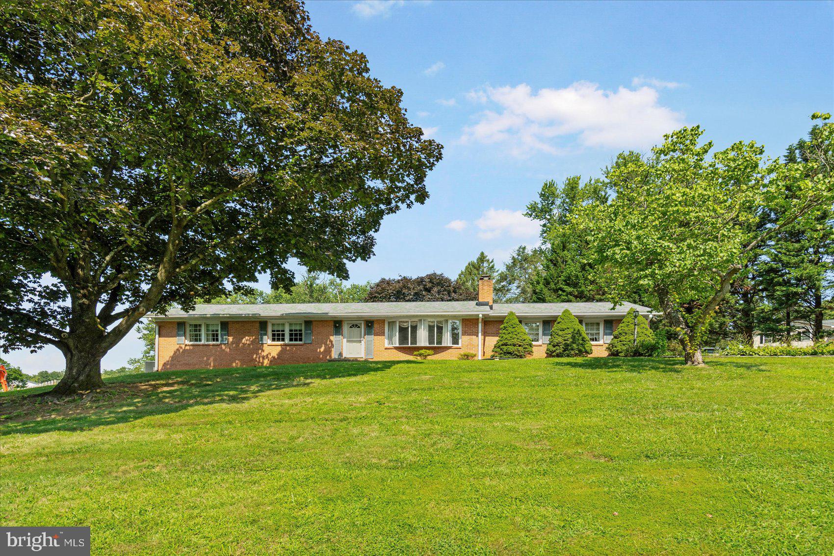 2616 Lawson Rd