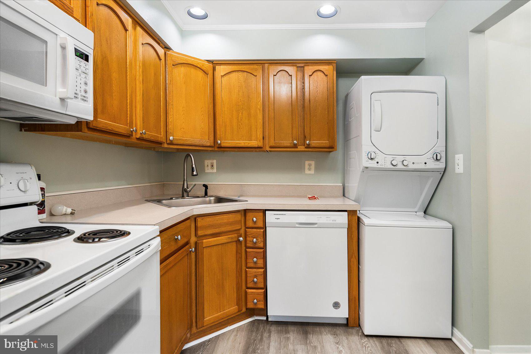479 MOORES MILL ROAD 479-4
