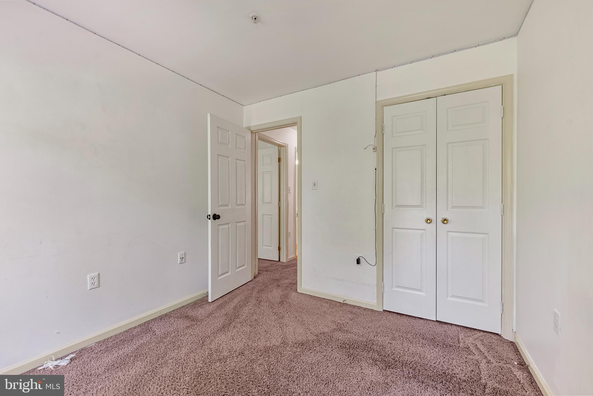 9160 Carriage House Ln #32