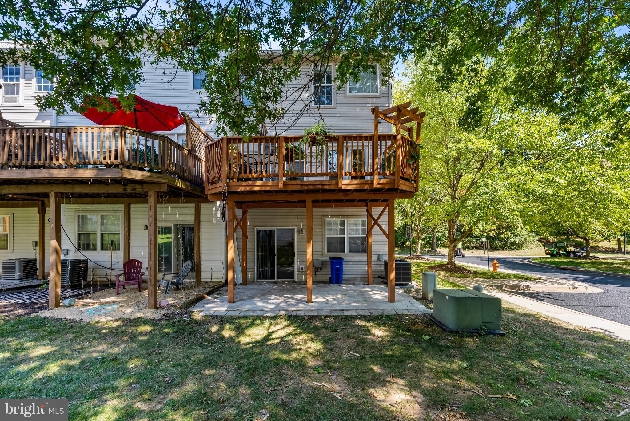 9160 Carriage House Ln #32