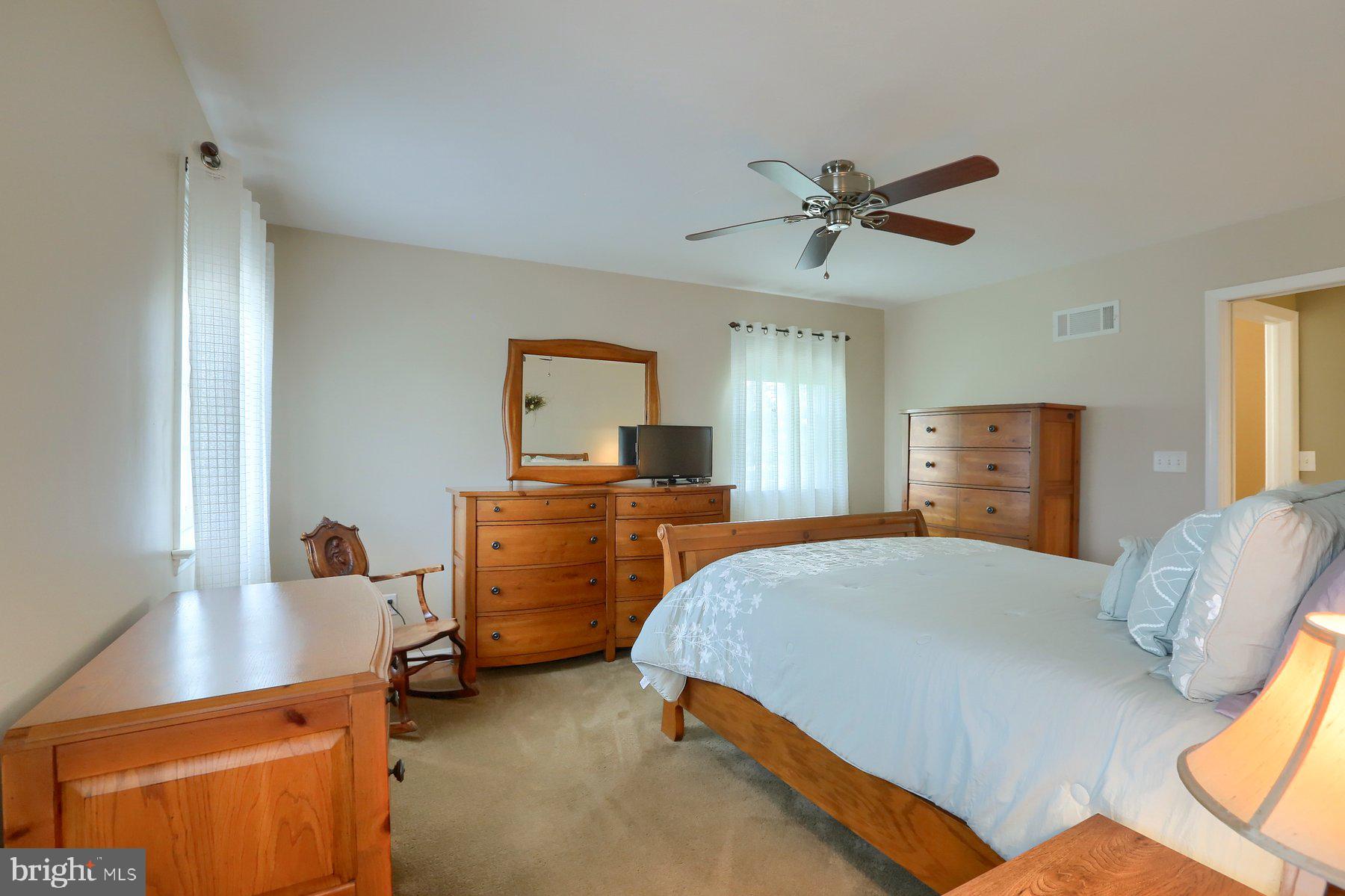810 Shenandoah Ln