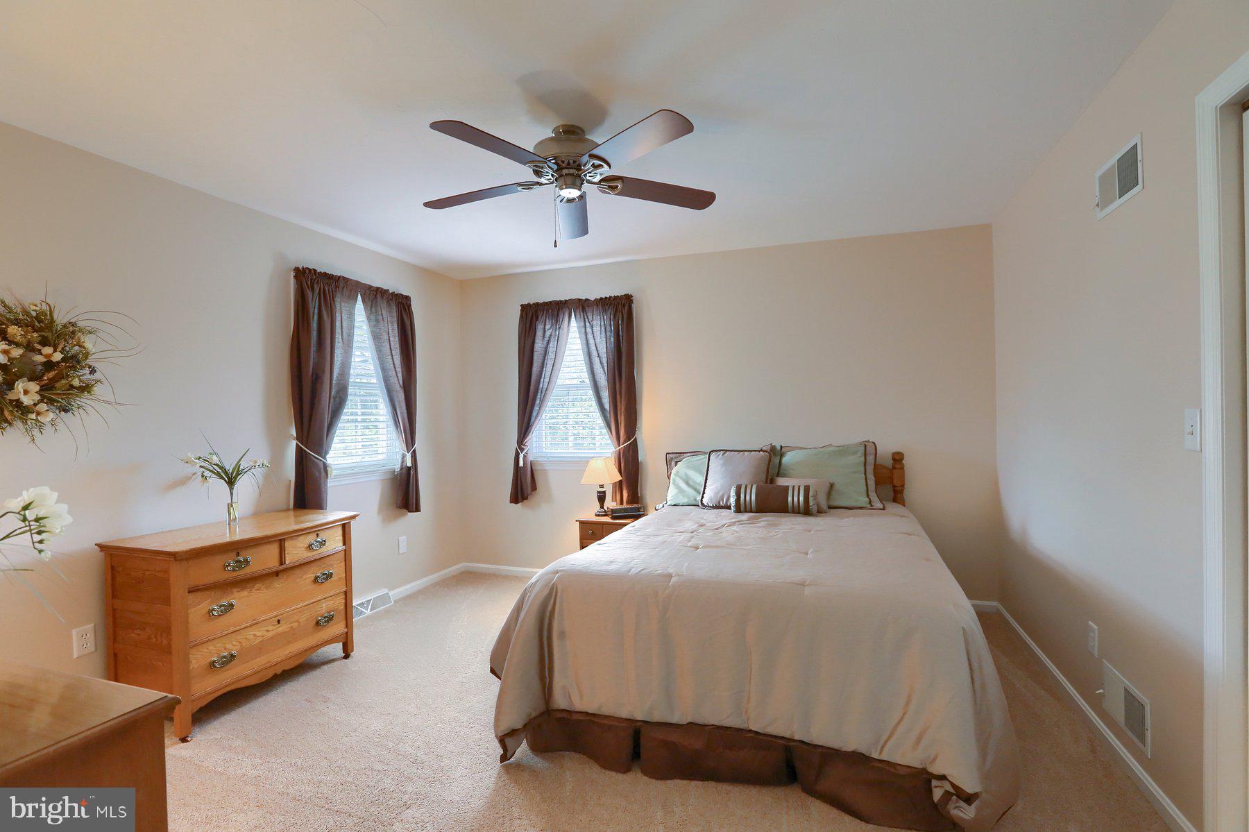 810 Shenandoah Ln