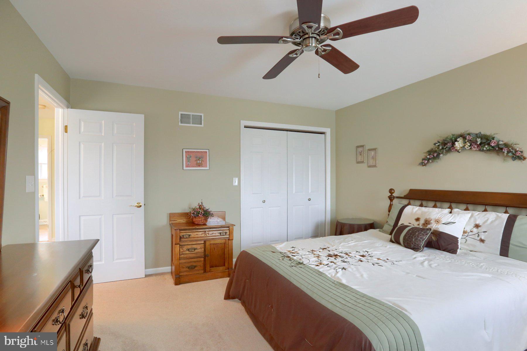 810 Shenandoah Ln