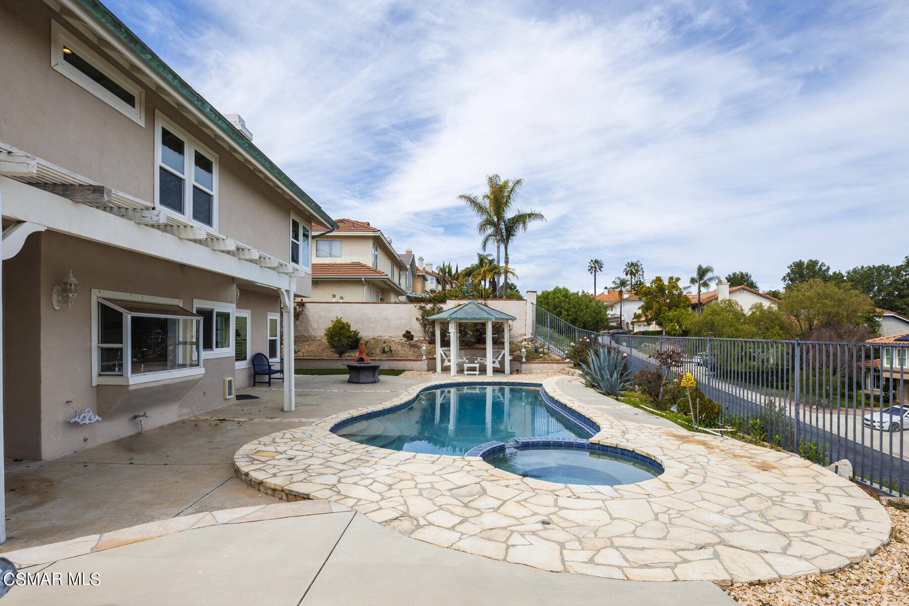 3156 Versaille Court
