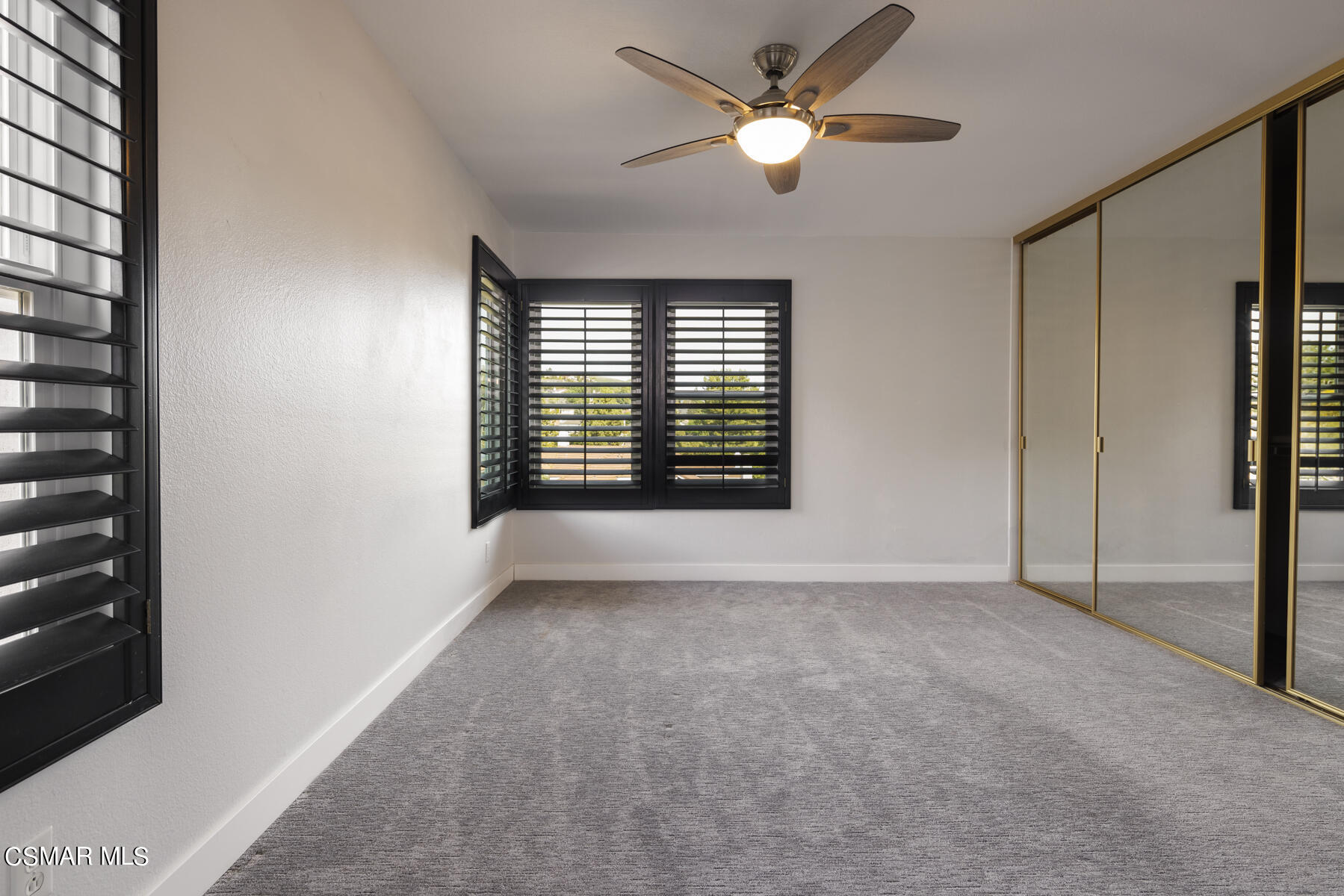 3156 Versaille Court