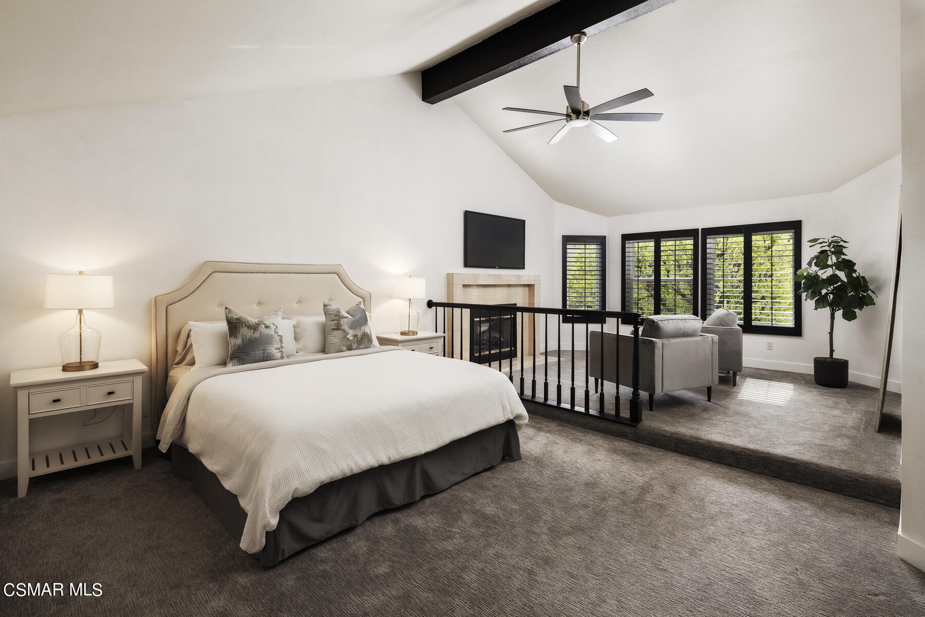 3156 Versaille Court