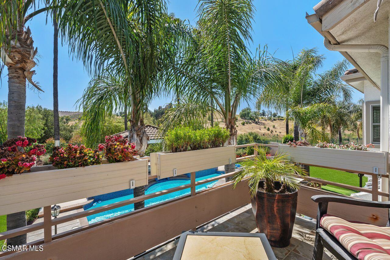 77 Golden Glen Drive