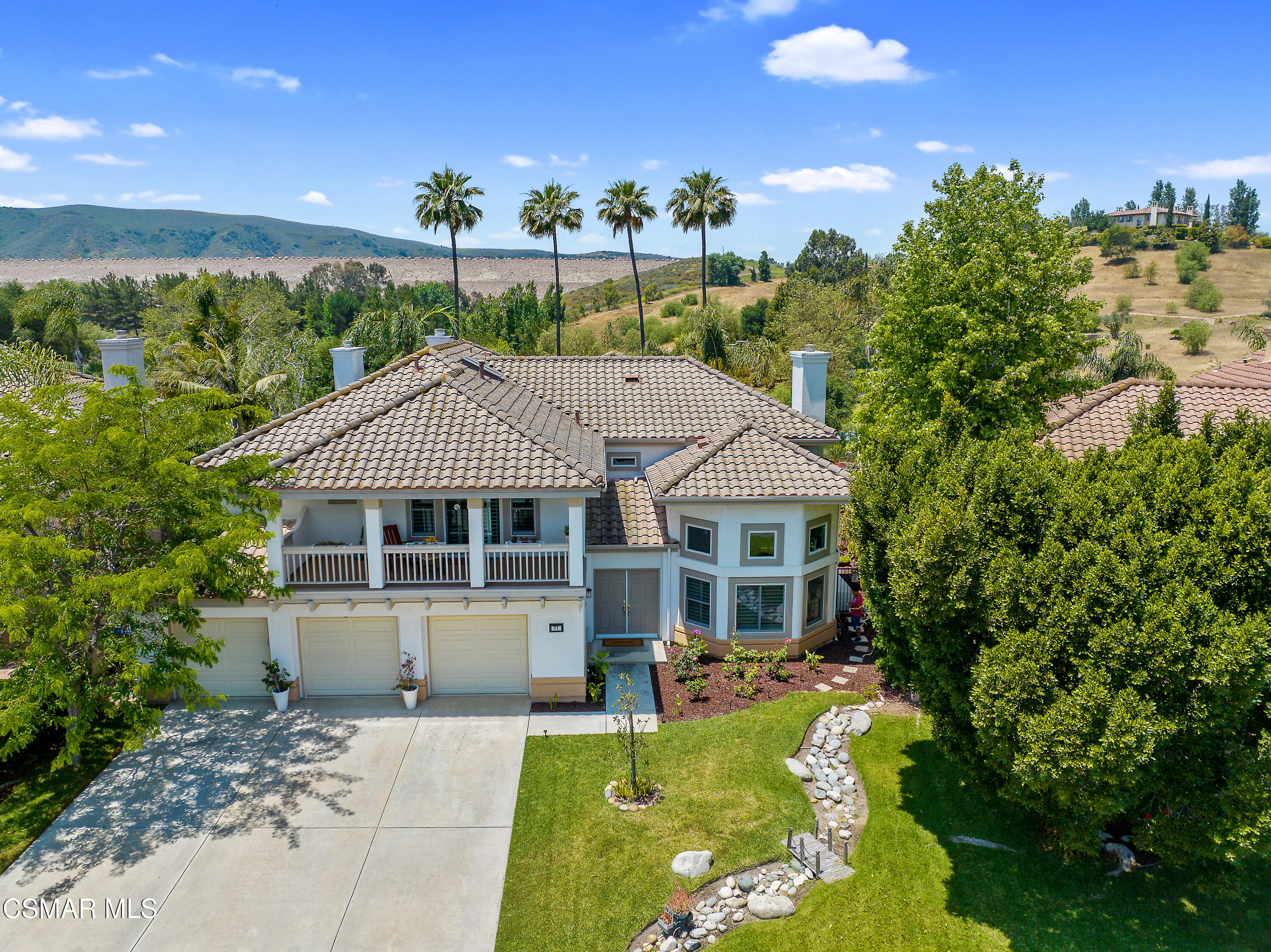 77 Golden Glen Drive