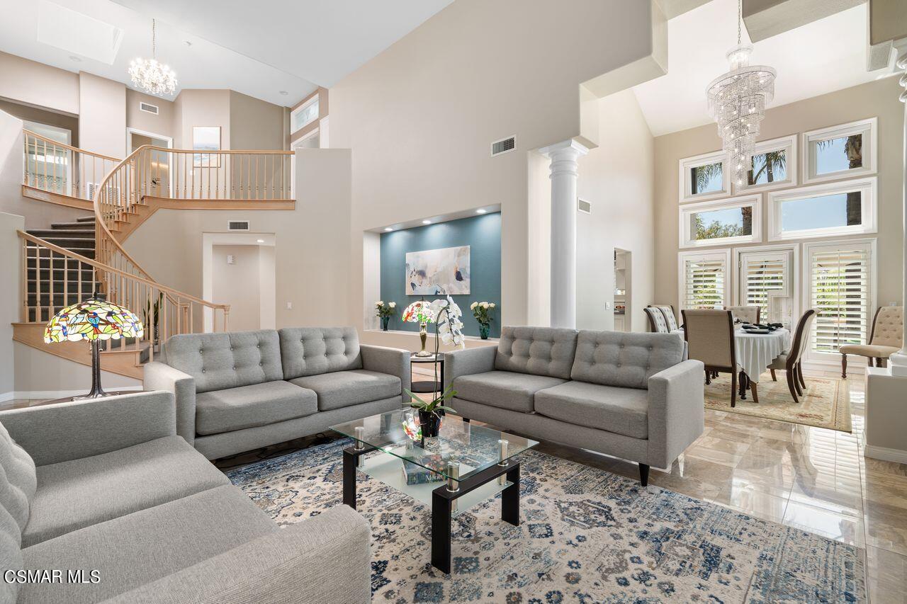 77 Golden Glen Drive