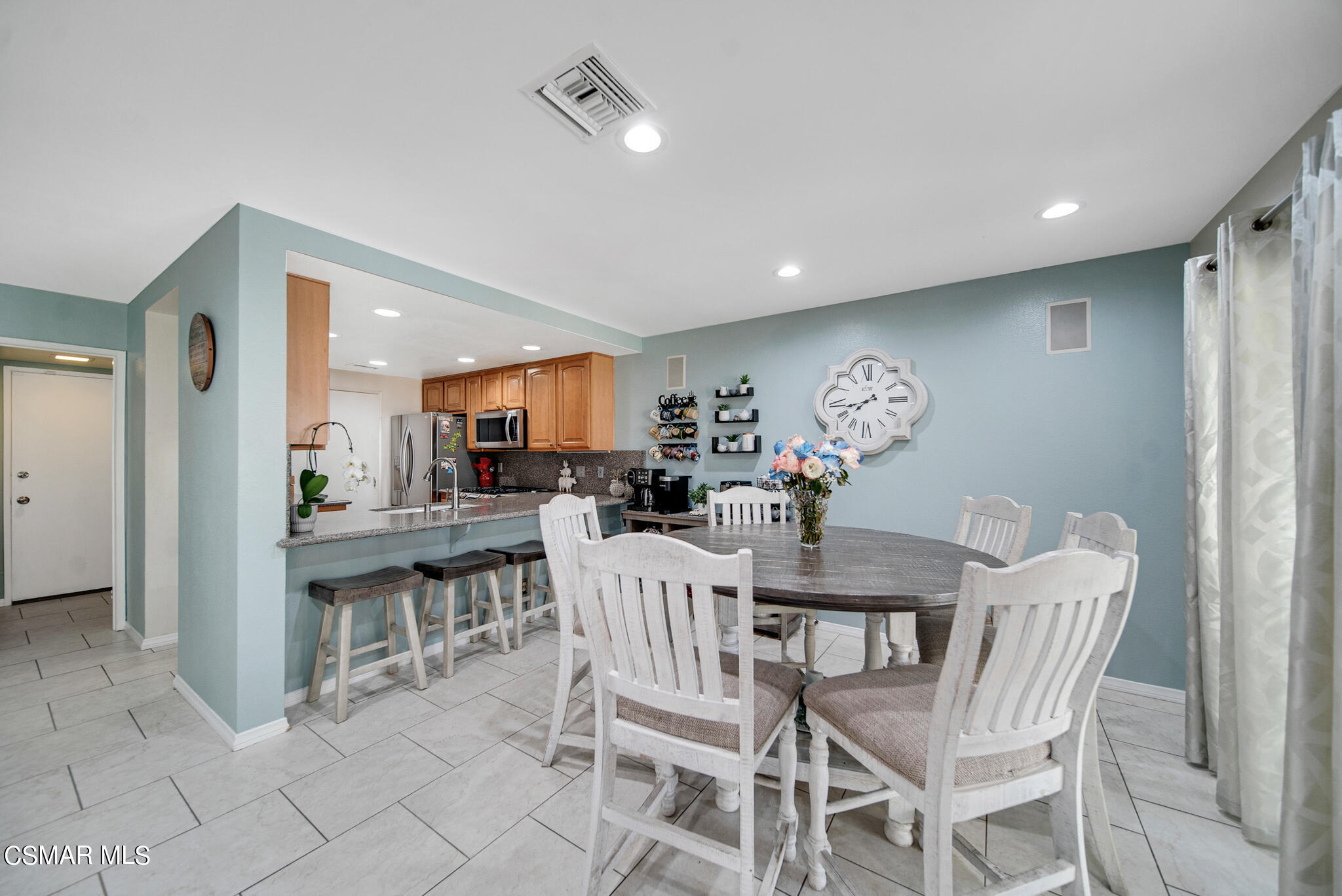 2533 Belvedere Court