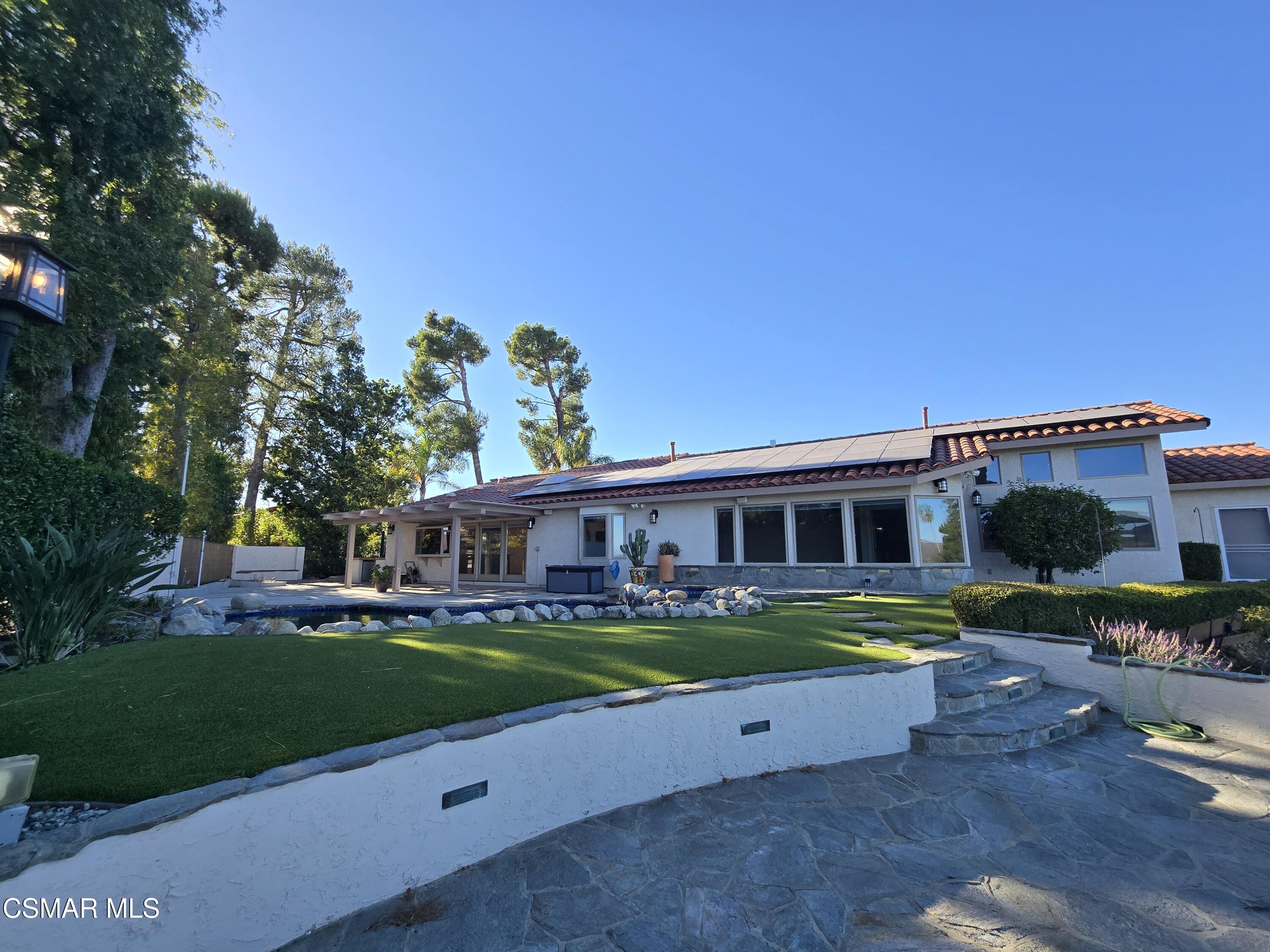 2092 Hillsbury Road