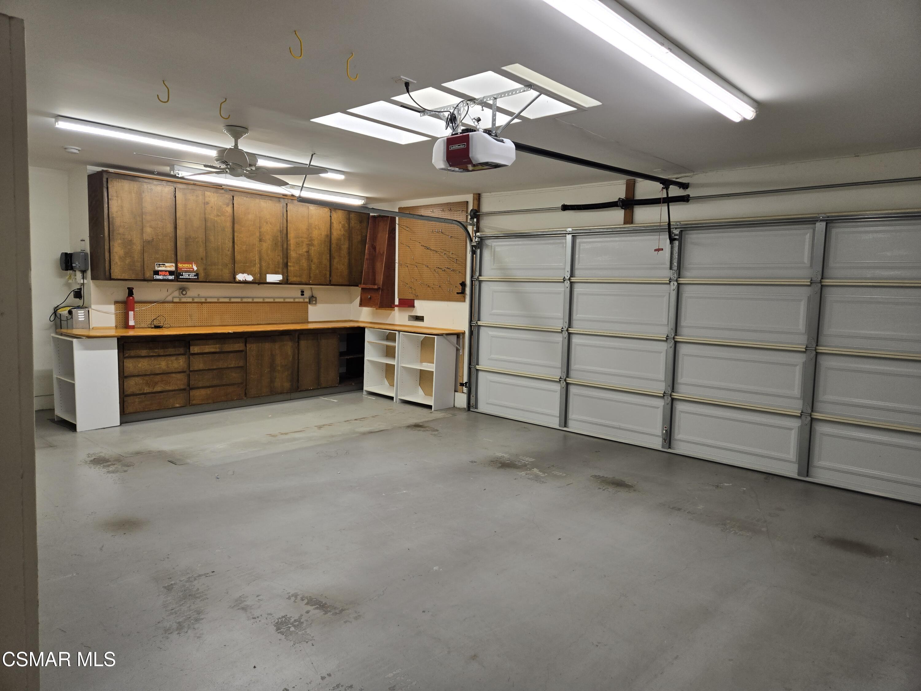 2092 Hillsbury Road