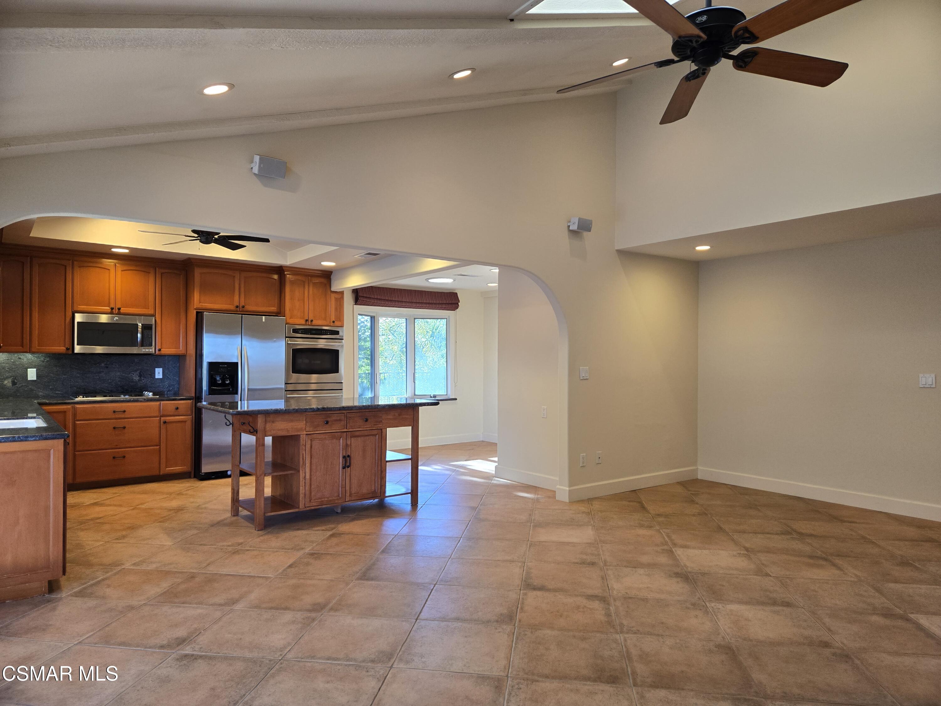 2092 Hillsbury Road