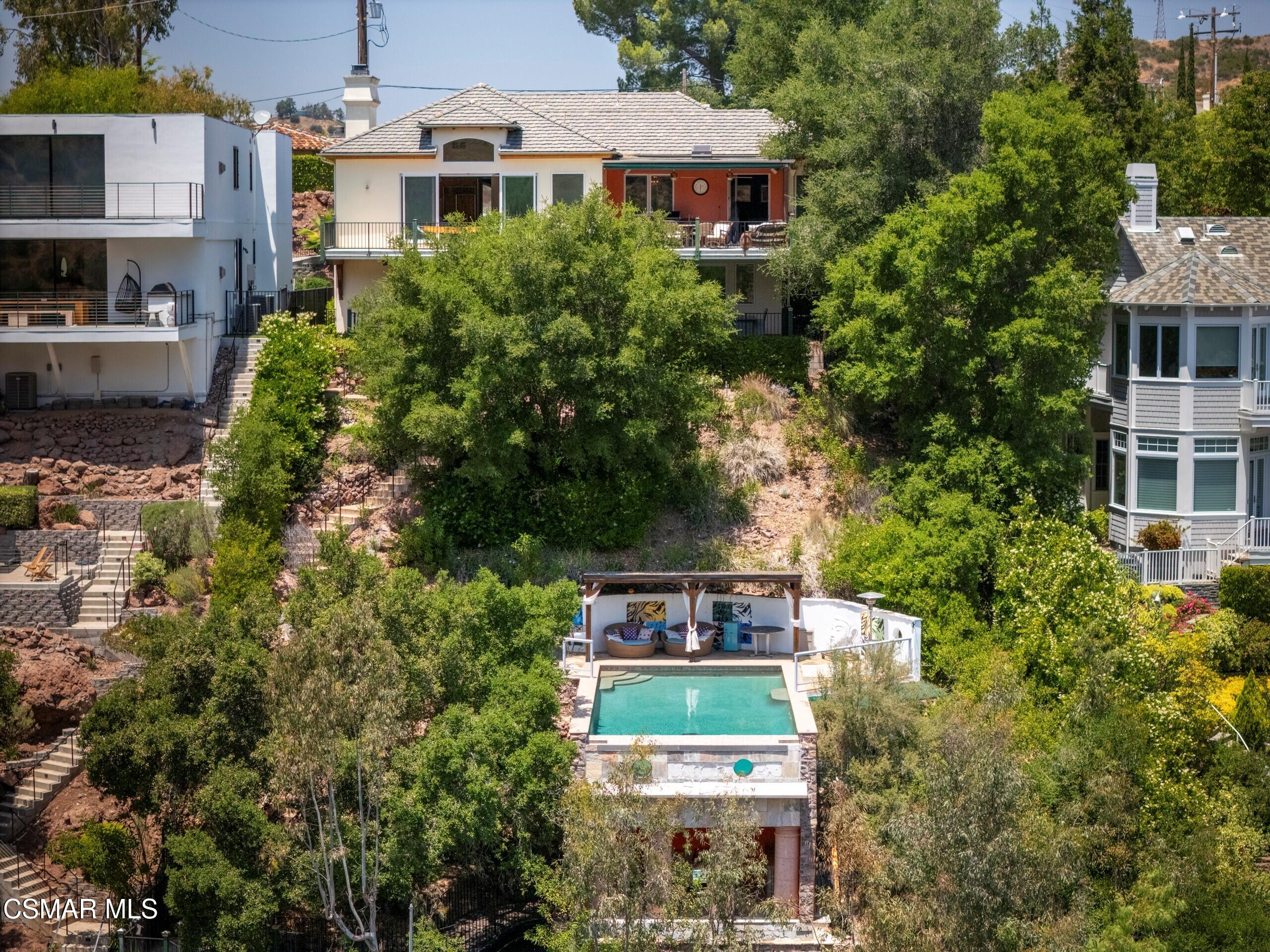 2094 Trentham Road
