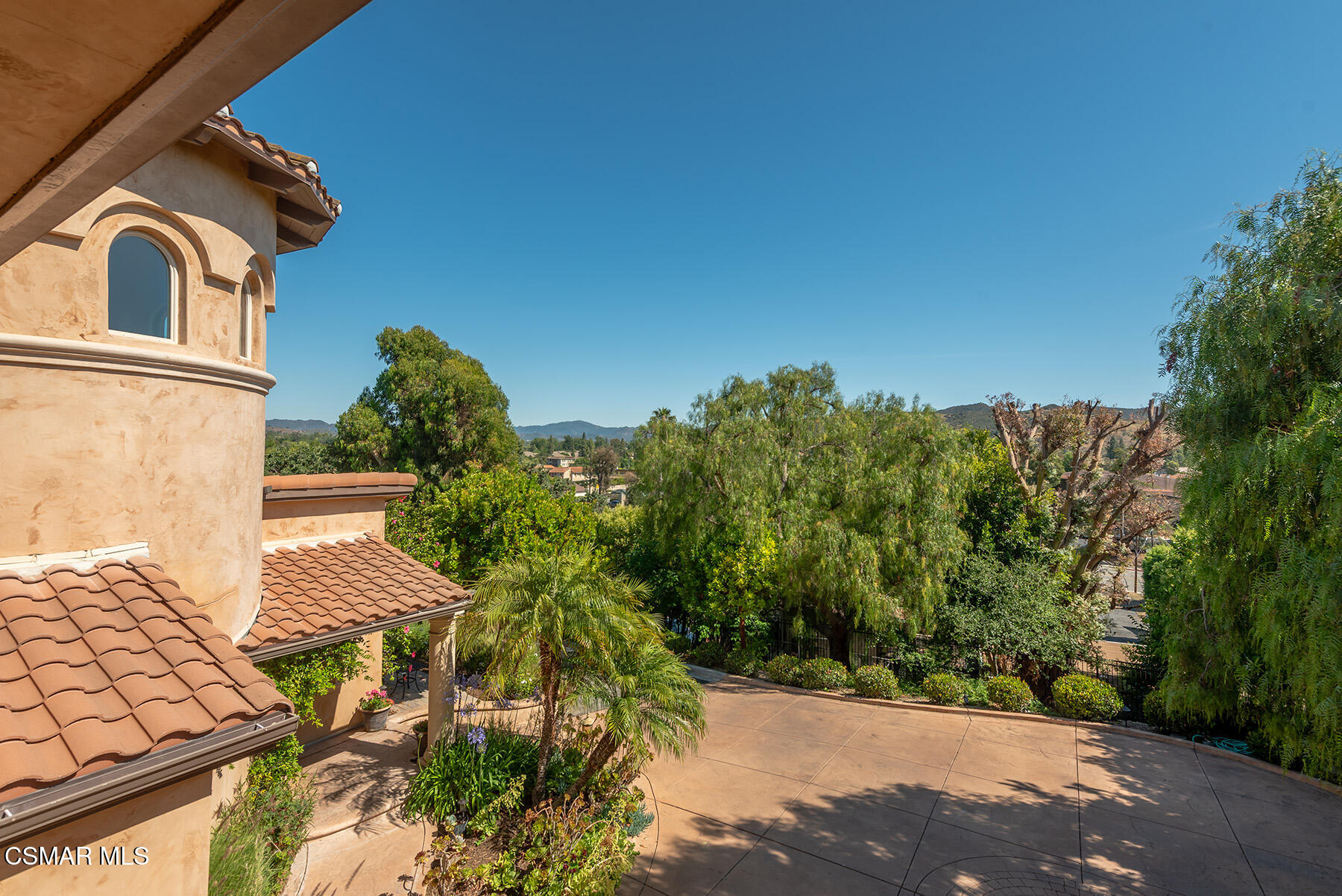 1605 E Hillcrest Drive, A