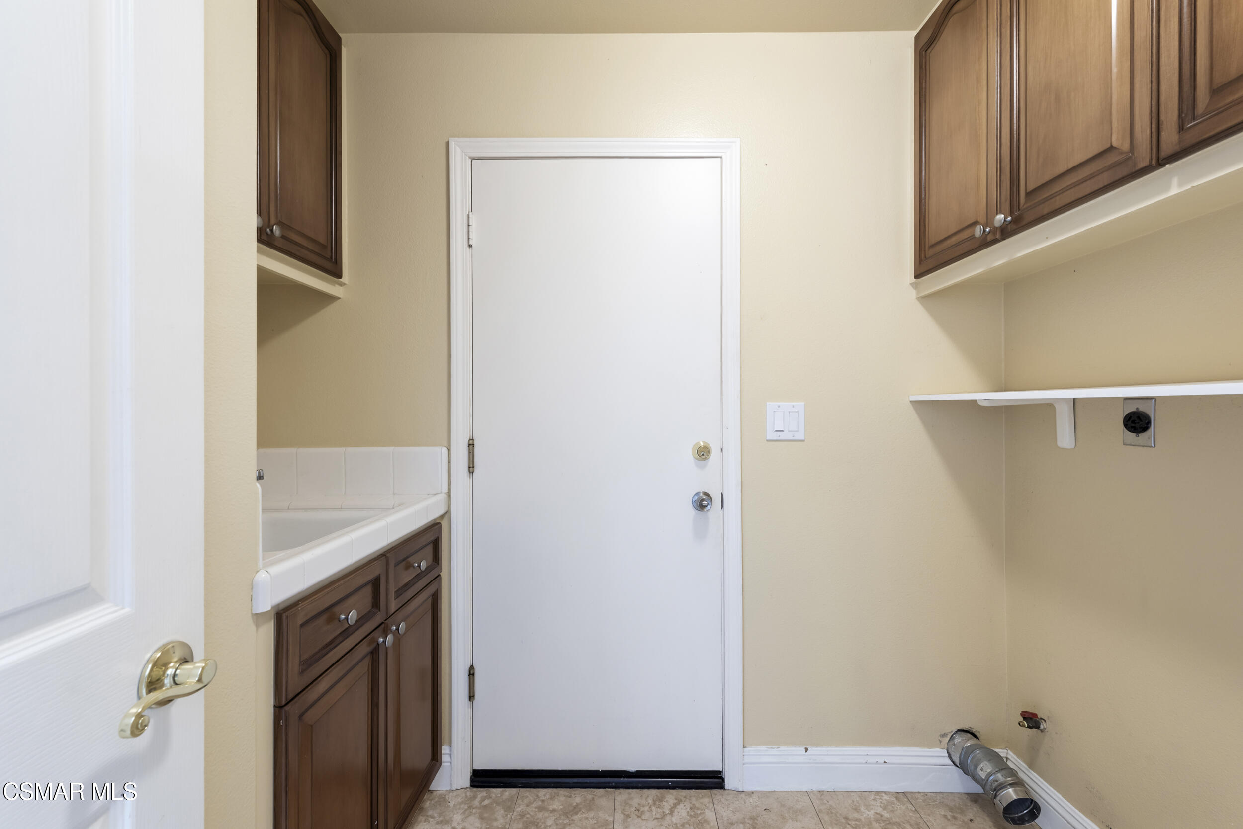 1811 Fox Springs Circle