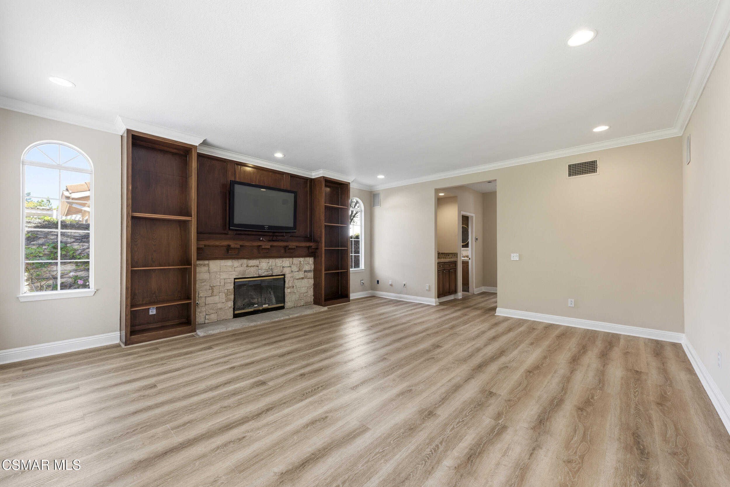 1811 Fox Springs Circle