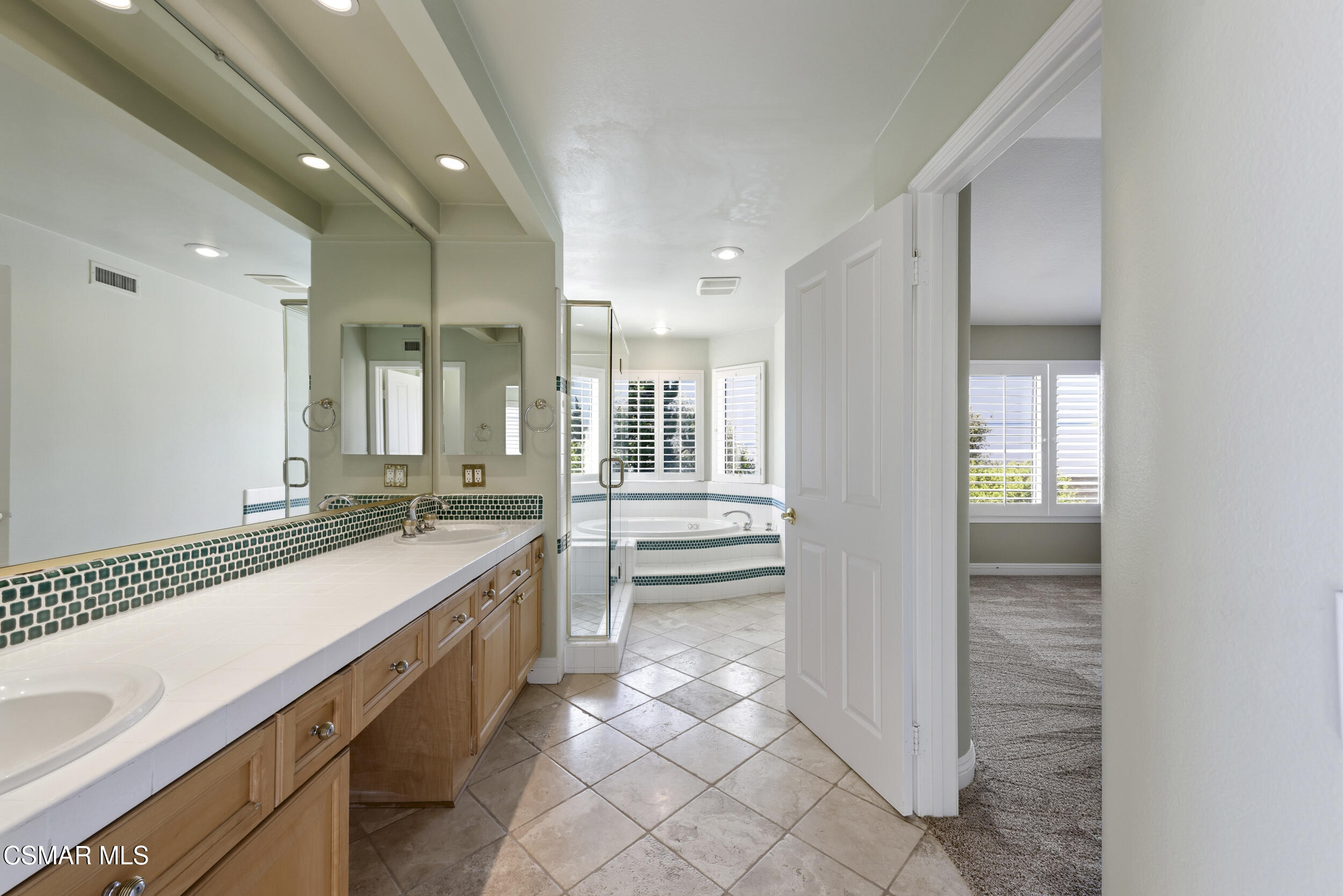 1811 Fox Springs Circle