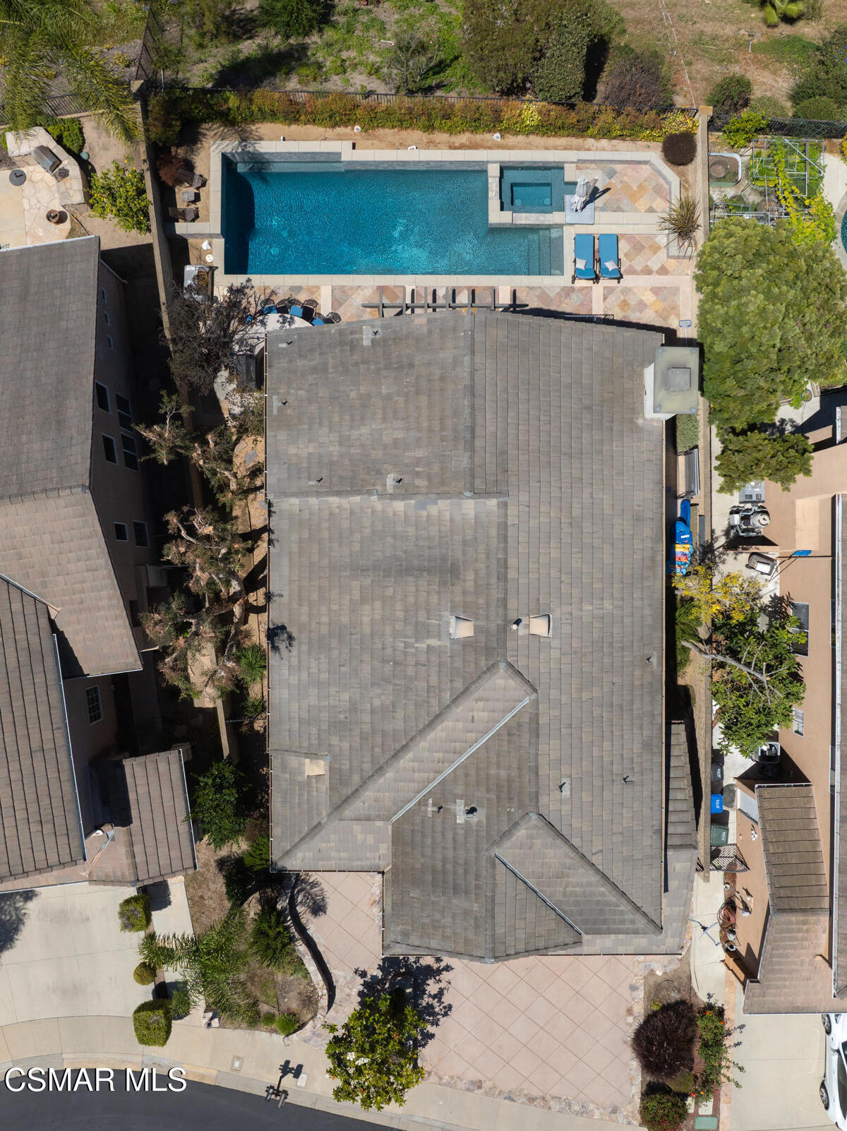 1915 Hidden Oak Court