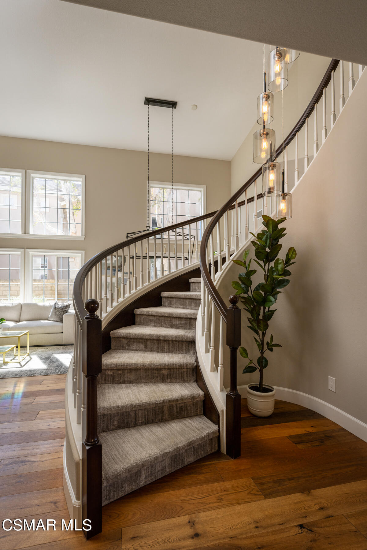 1915 Hidden Oak Court