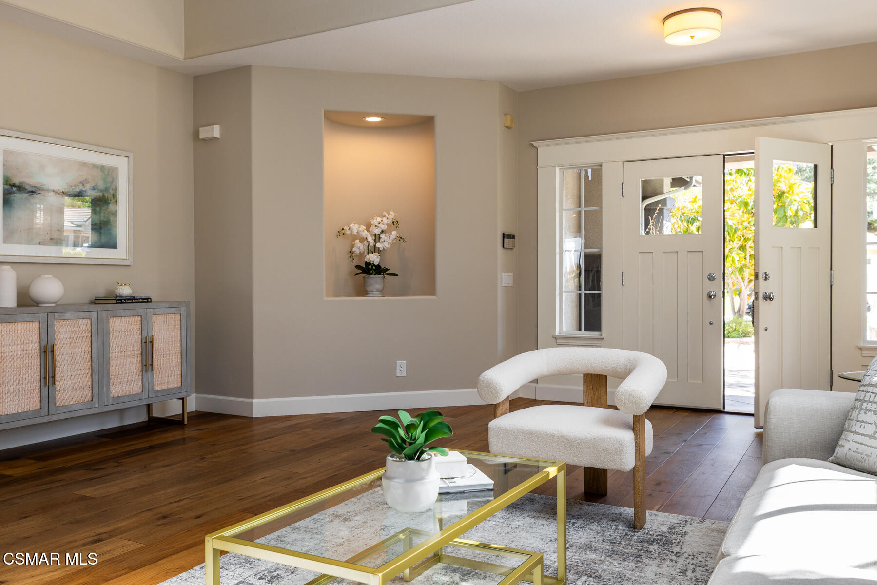 1915 Hidden Oak Court