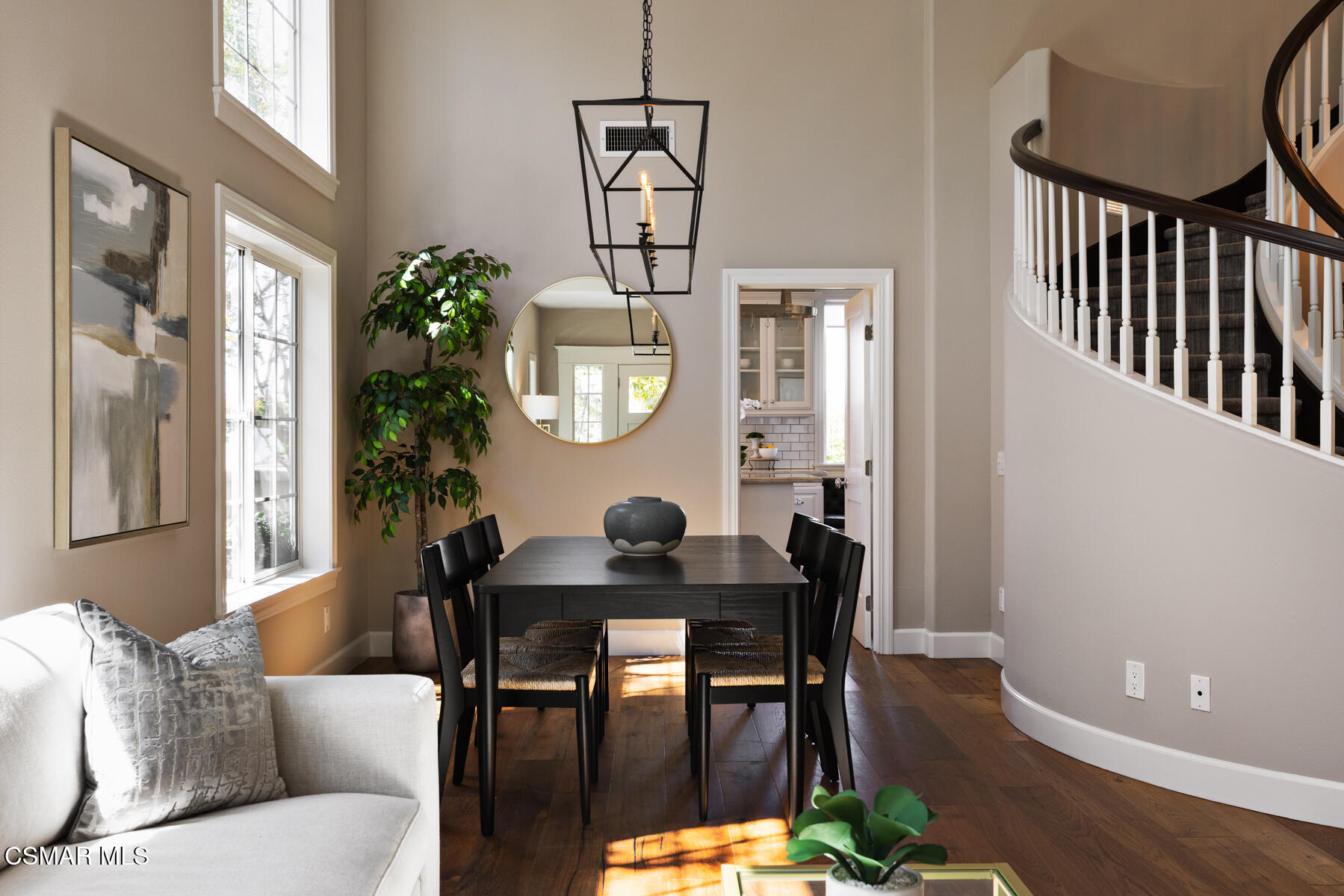 1915 Hidden Oak Court