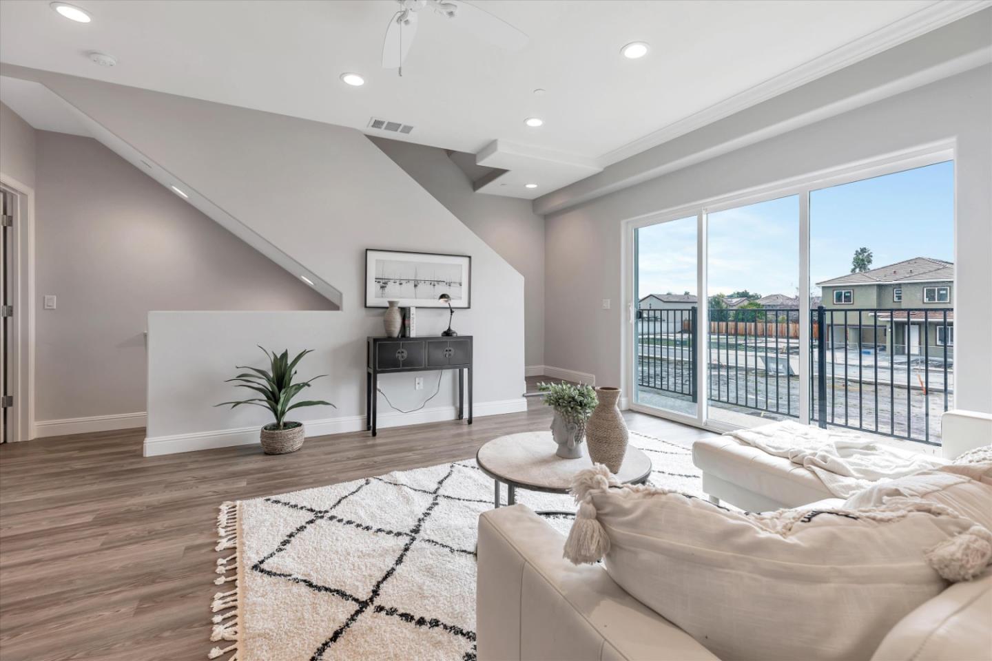 137 Bundeson CIR