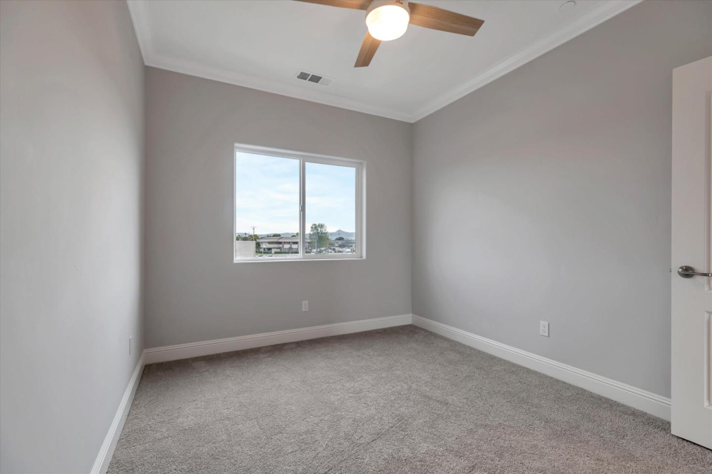 137 Bundeson CIR