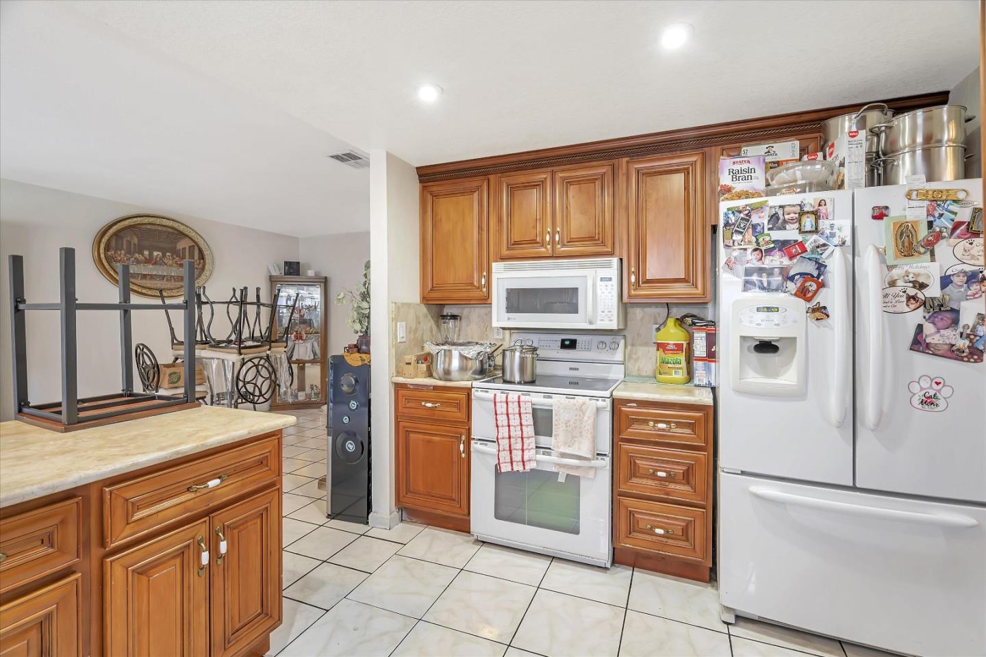3108 Mclaughlin AVE