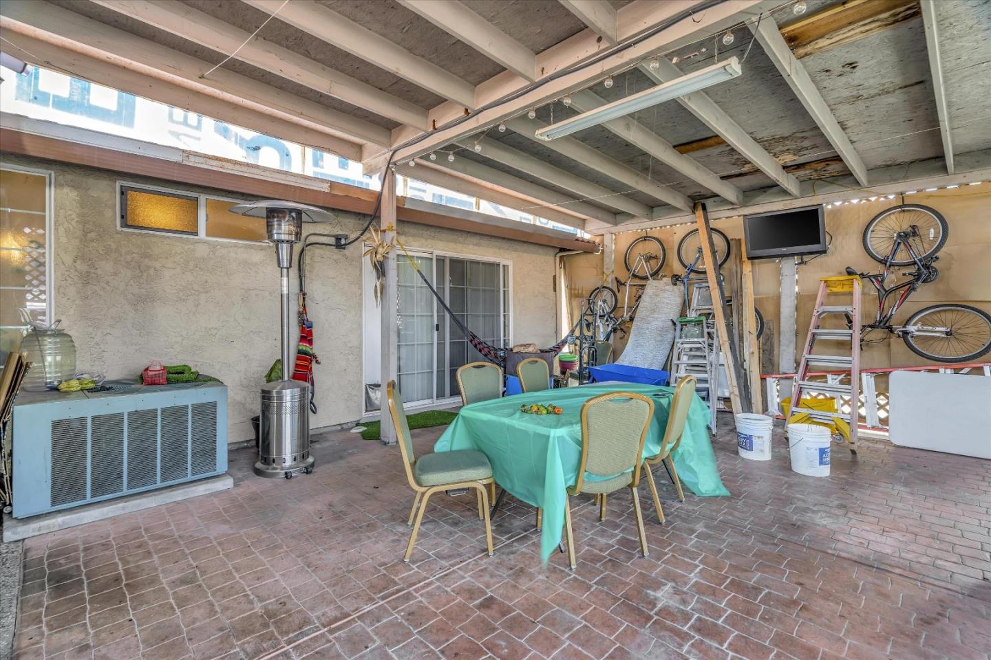 3108 Mclaughlin AVE