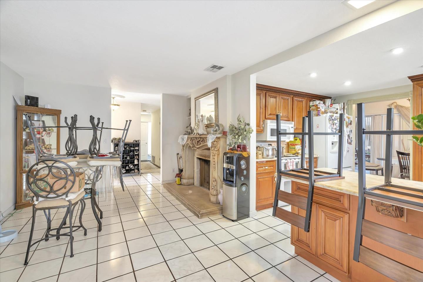 3108 Mclaughlin AVE