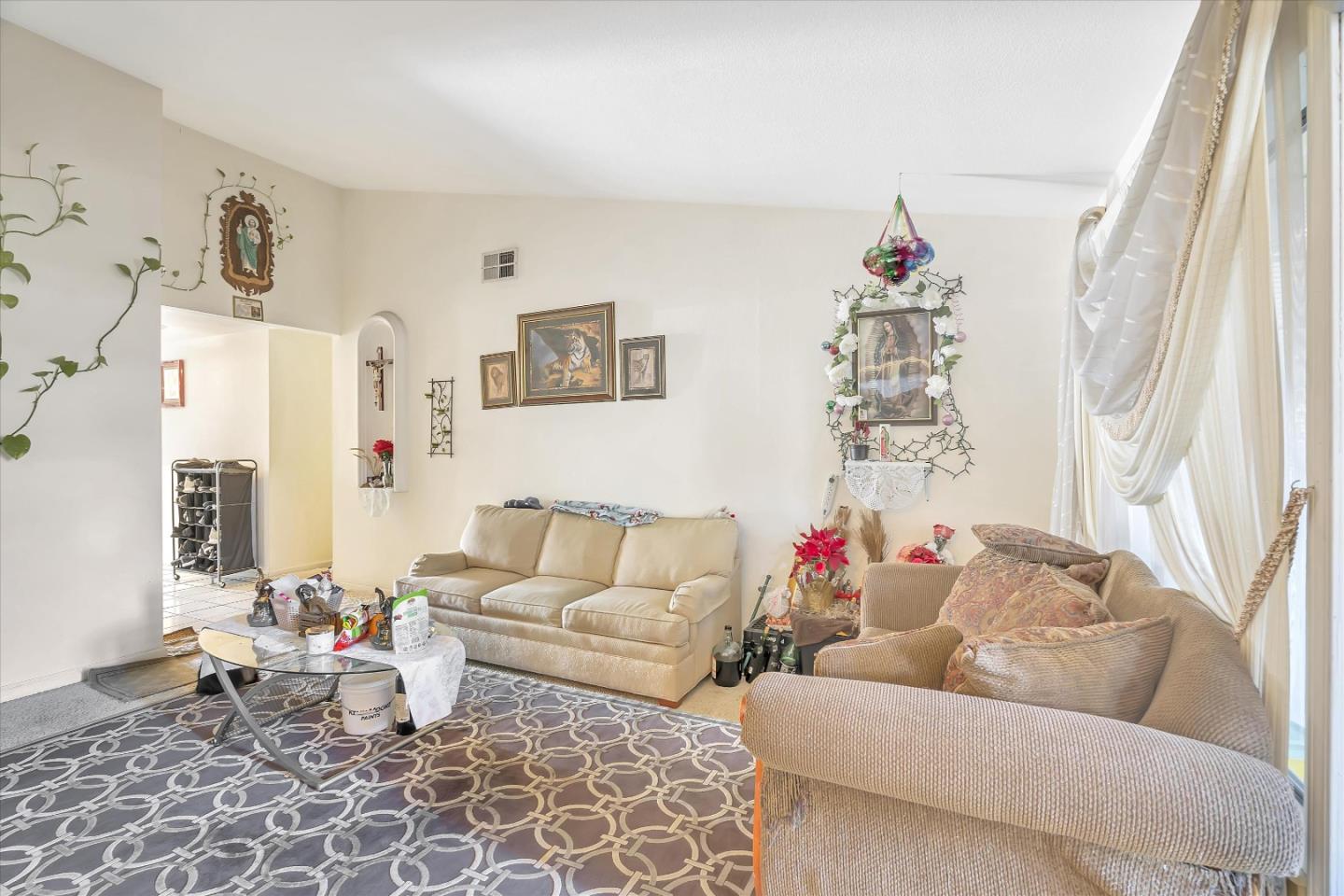 3108 Mclaughlin AVE