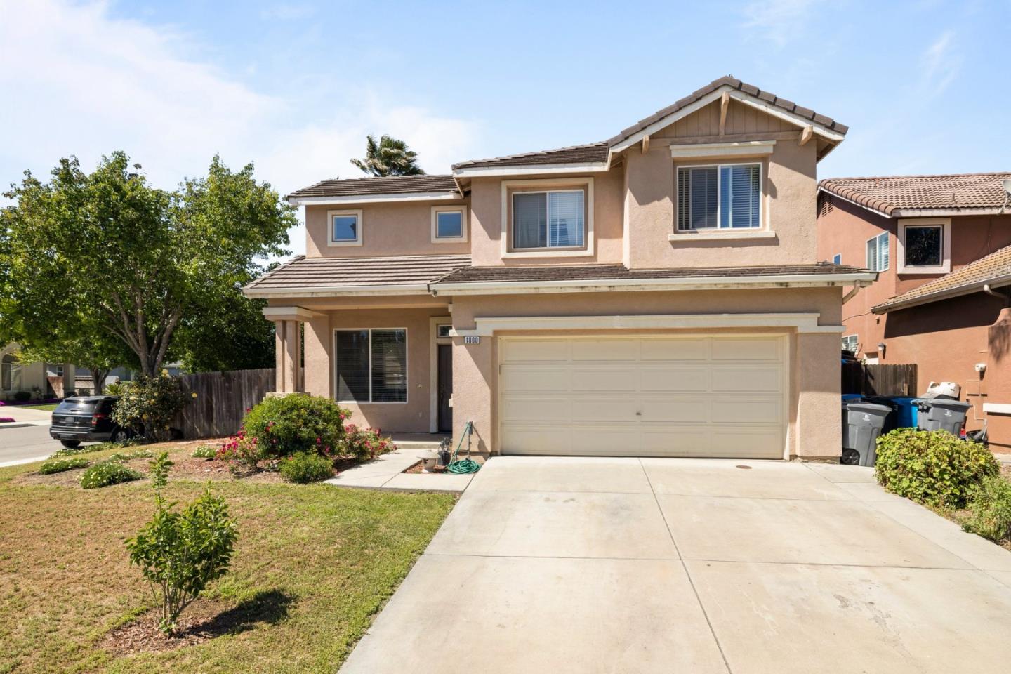 1800 W Graf RD