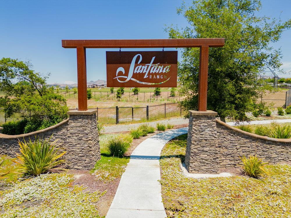 1631 Castlerock DR