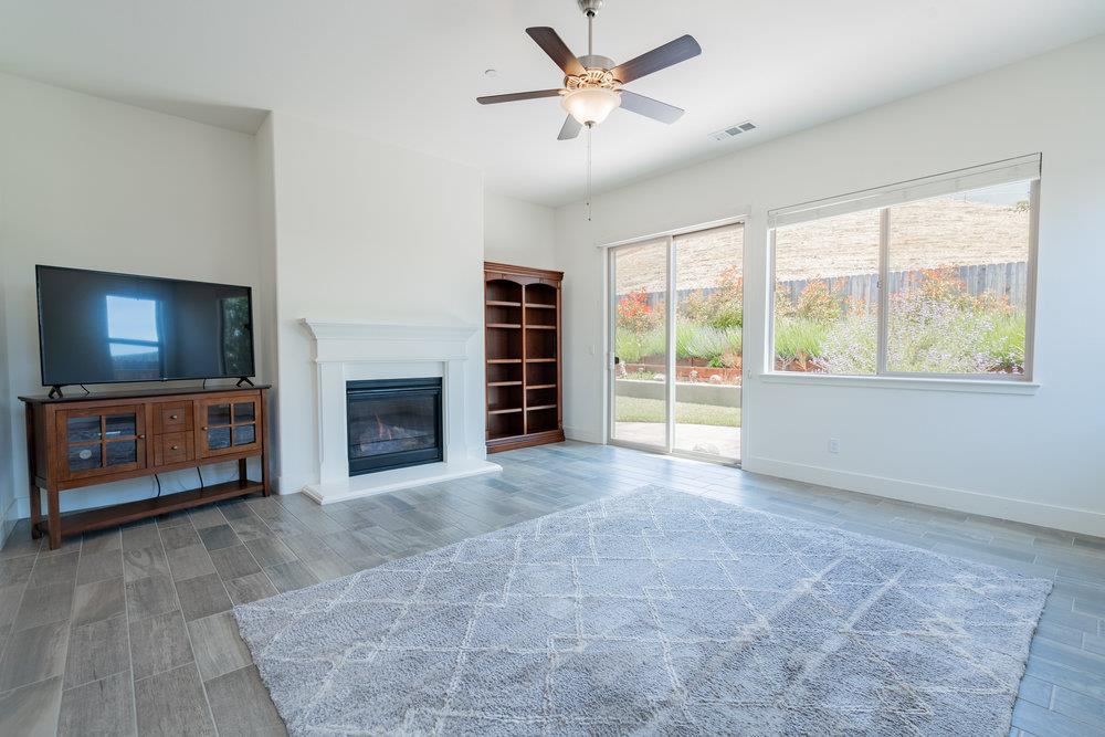 1631 Castlerock DR