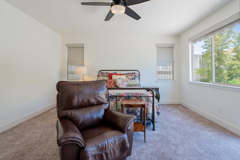 1631 Castlerock DR