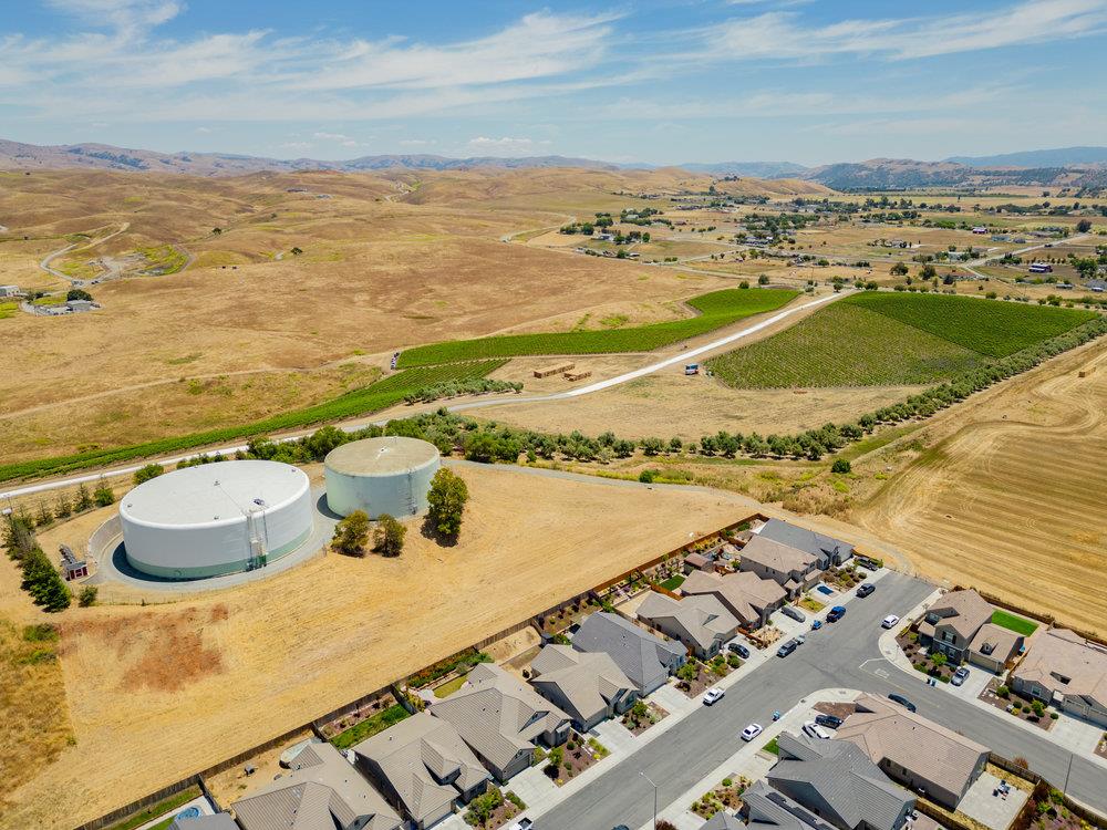 1631 Castlerock DR