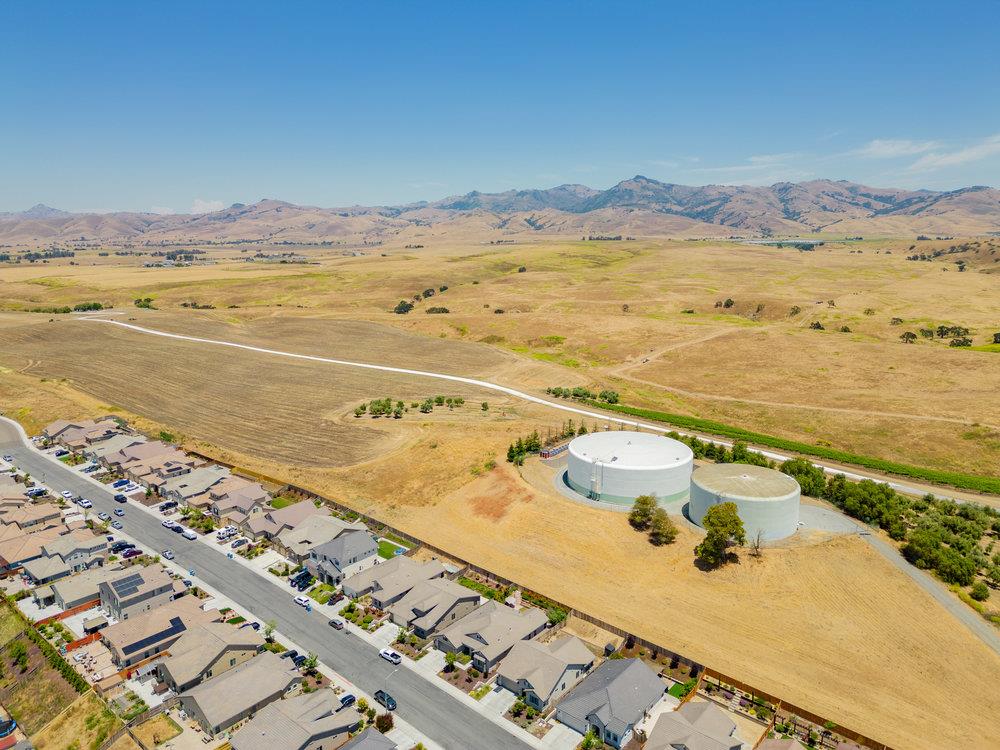 1631 Castlerock DR
