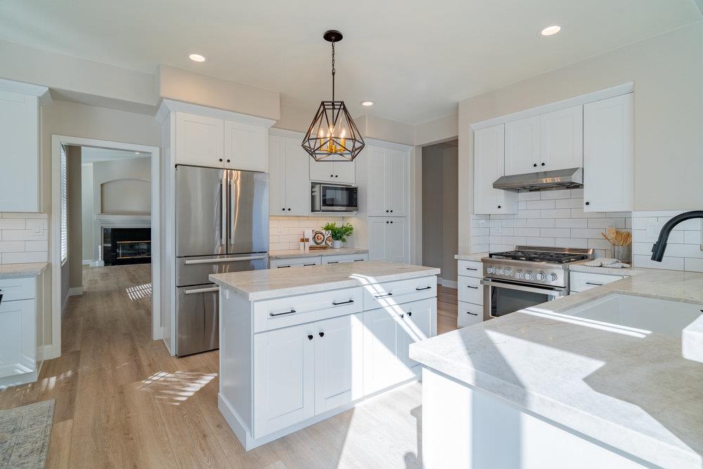 1205 Quail Ridge WAY