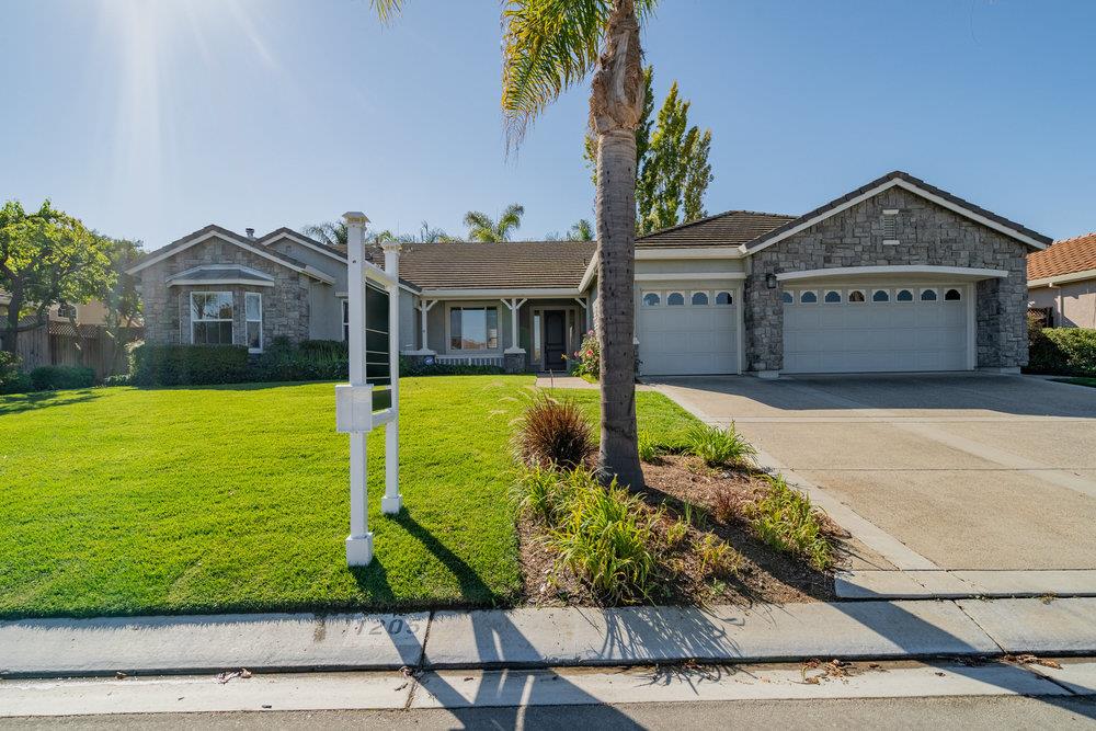 1205 Quail Ridge WAY